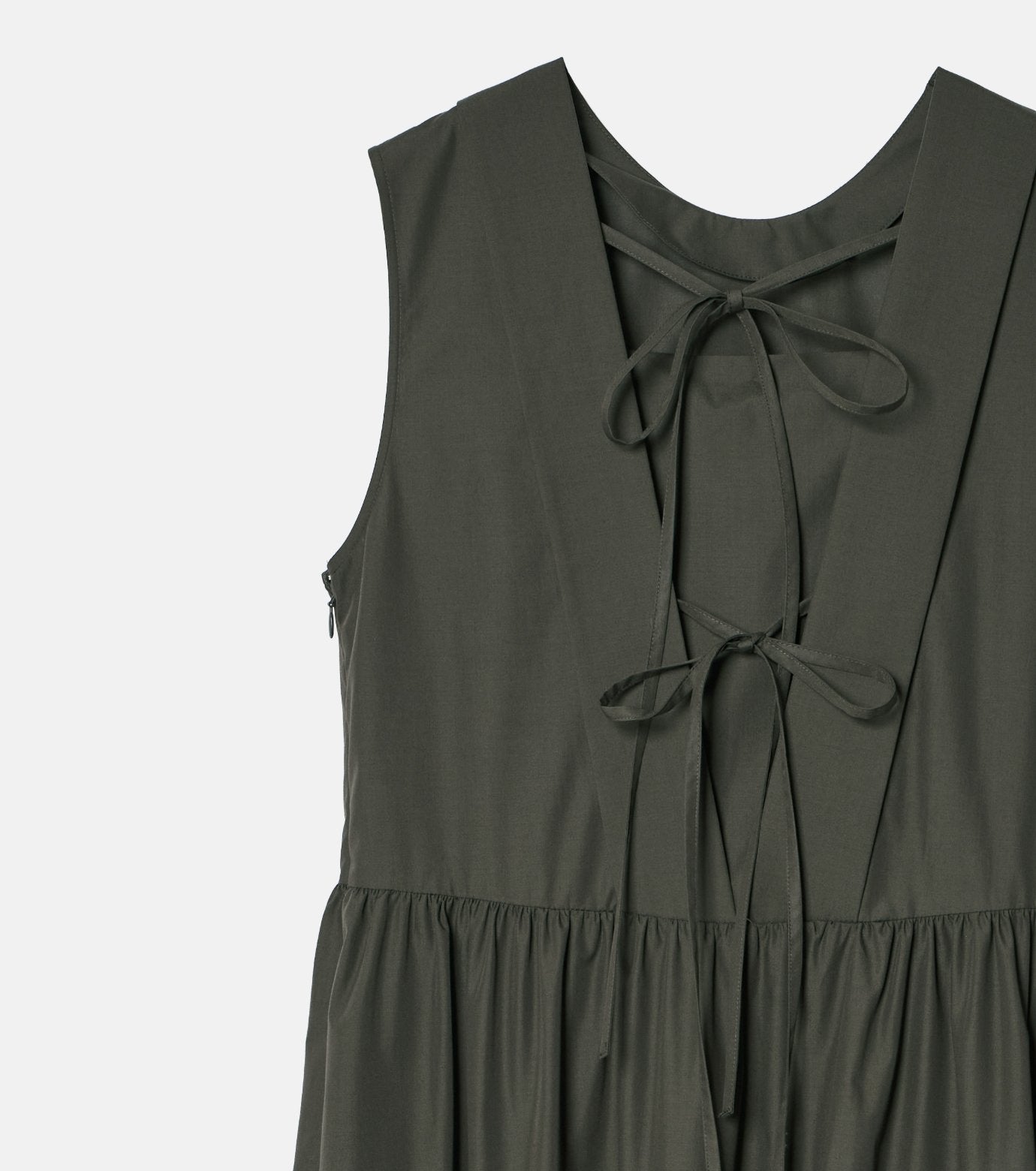 Sleeveless Dress w/Bow Detail