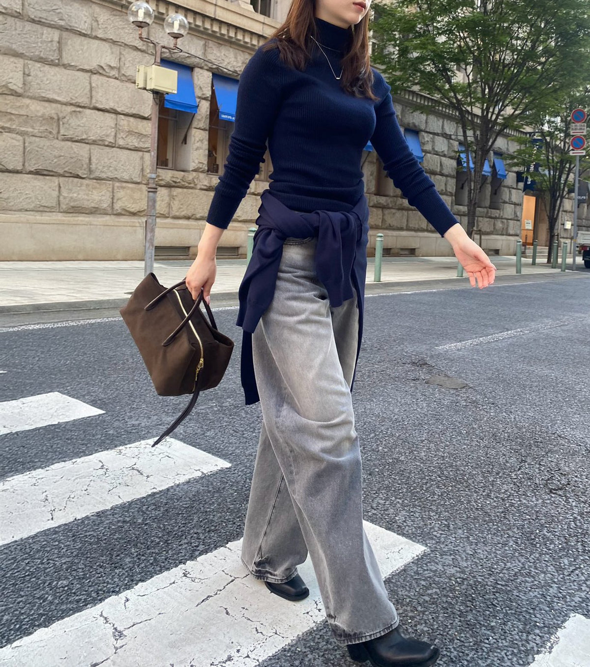 Barrel Leg Jeans