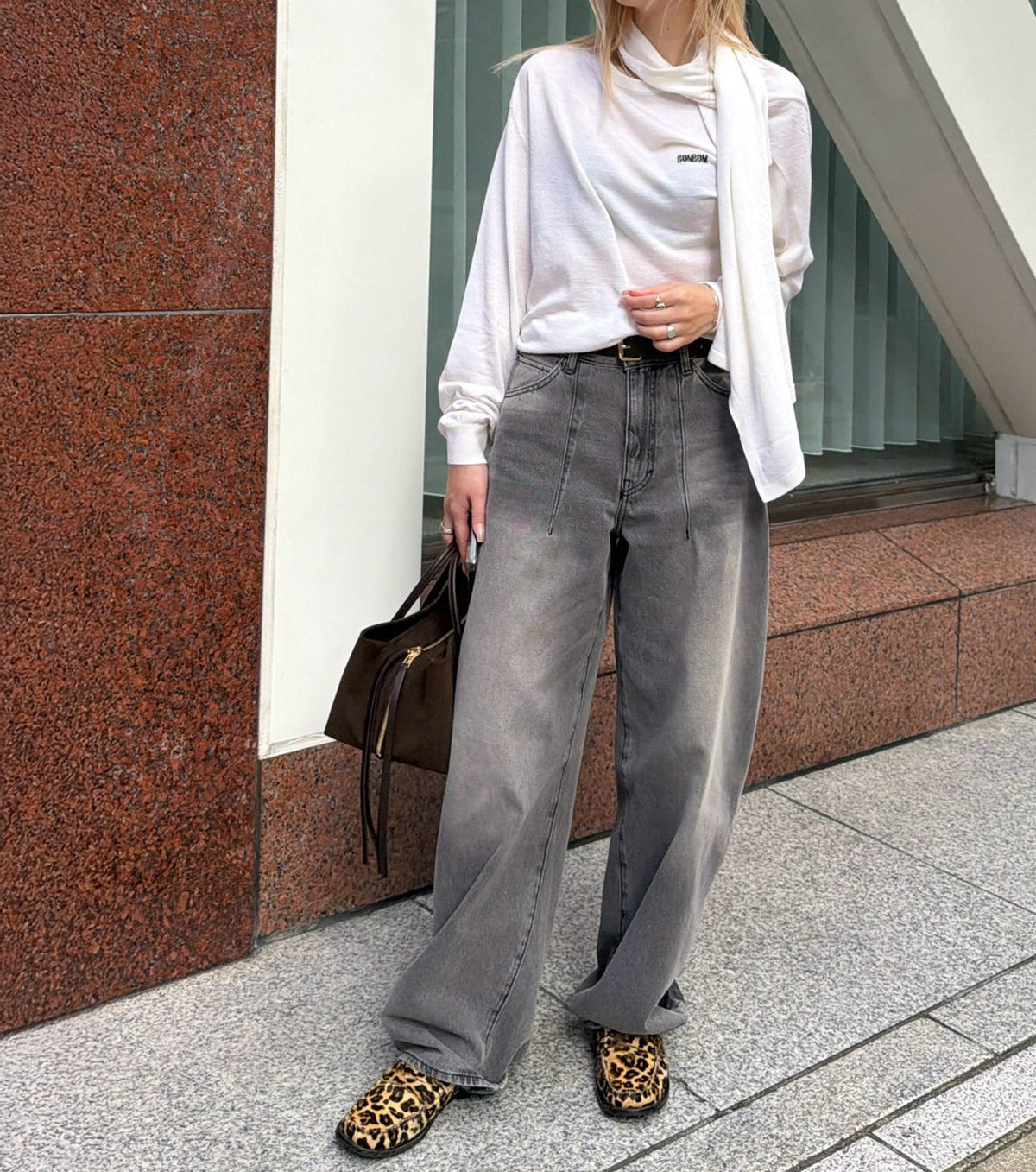 Barrel Leg Jeans
