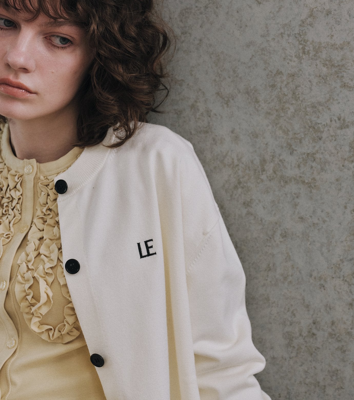 LE embroidery Cardigan