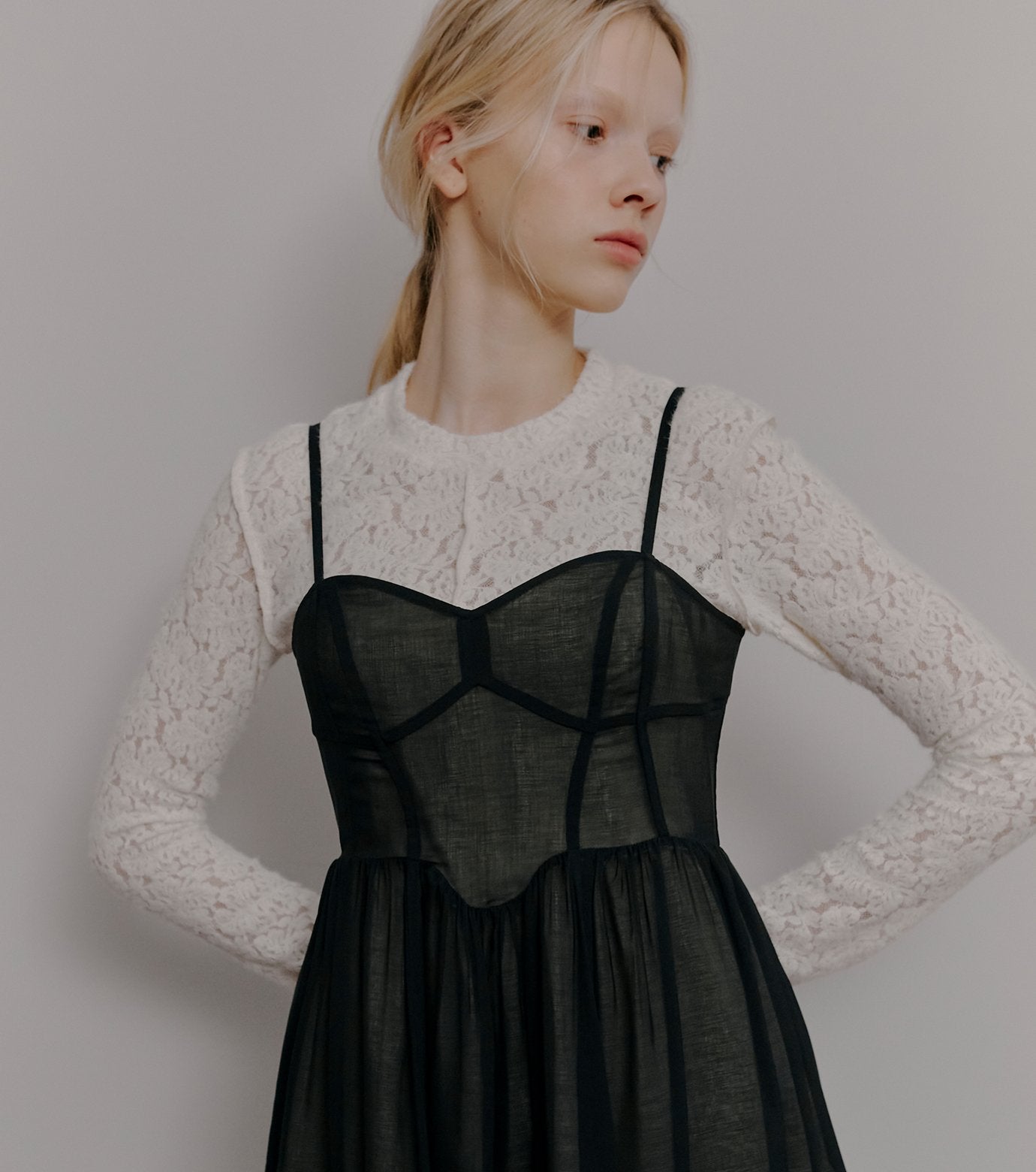 Round Neck Stretch Lace Top