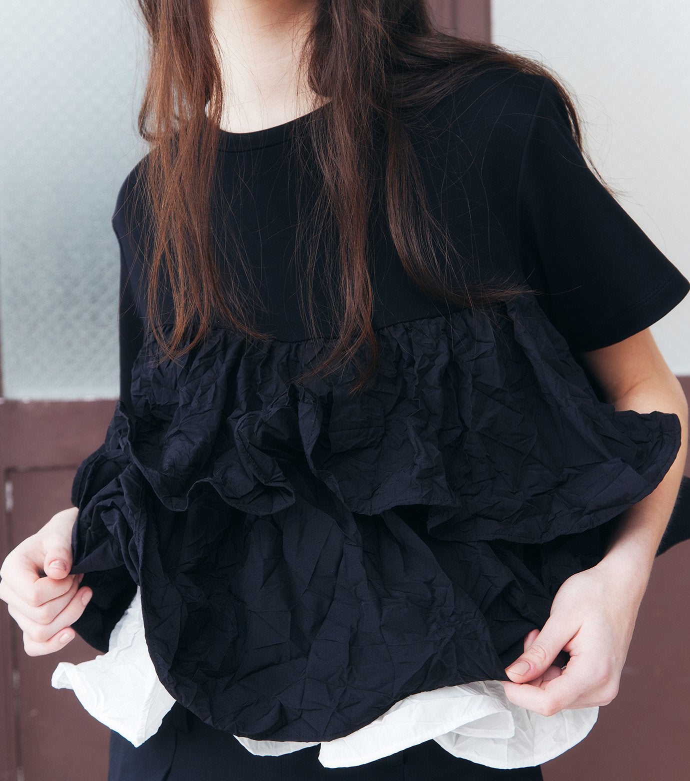 SS T-Shirt w/ Ruffled Hem