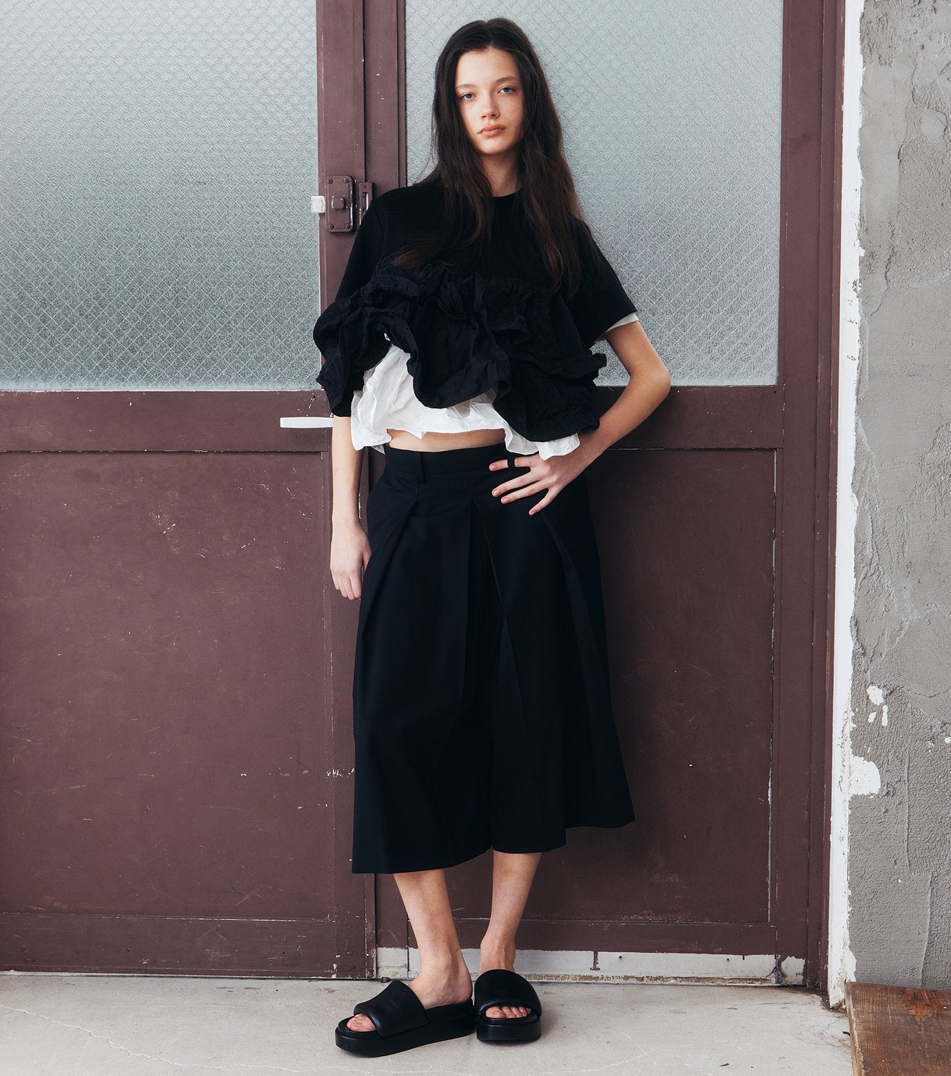 SS T-Shirt w/ Ruffled Hem