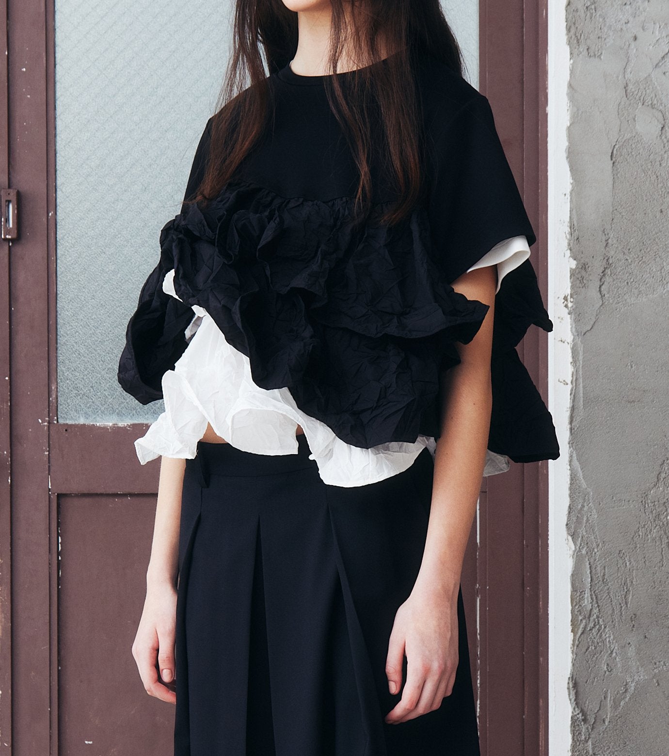 SS T-Shirt w/ Ruffled Hem