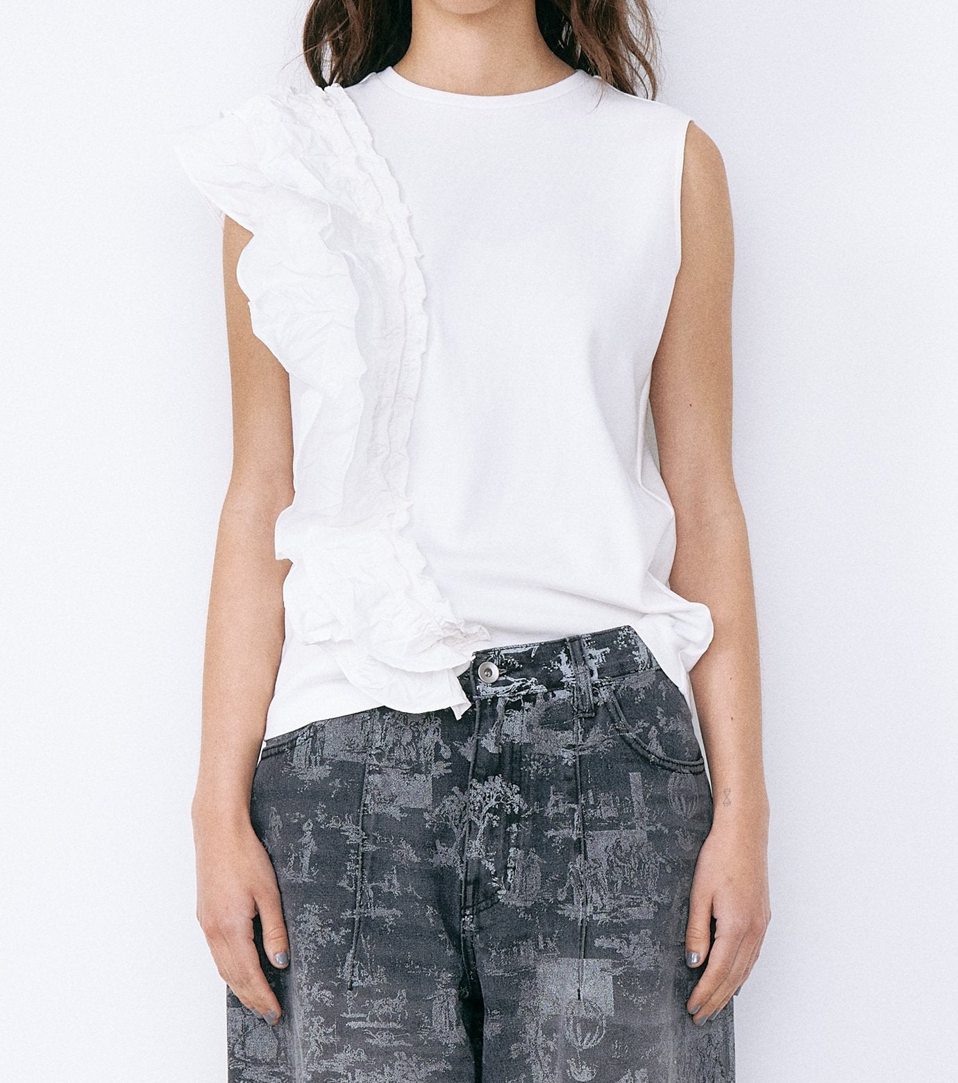 Ruffle Detail Sleeveless T-Shirt