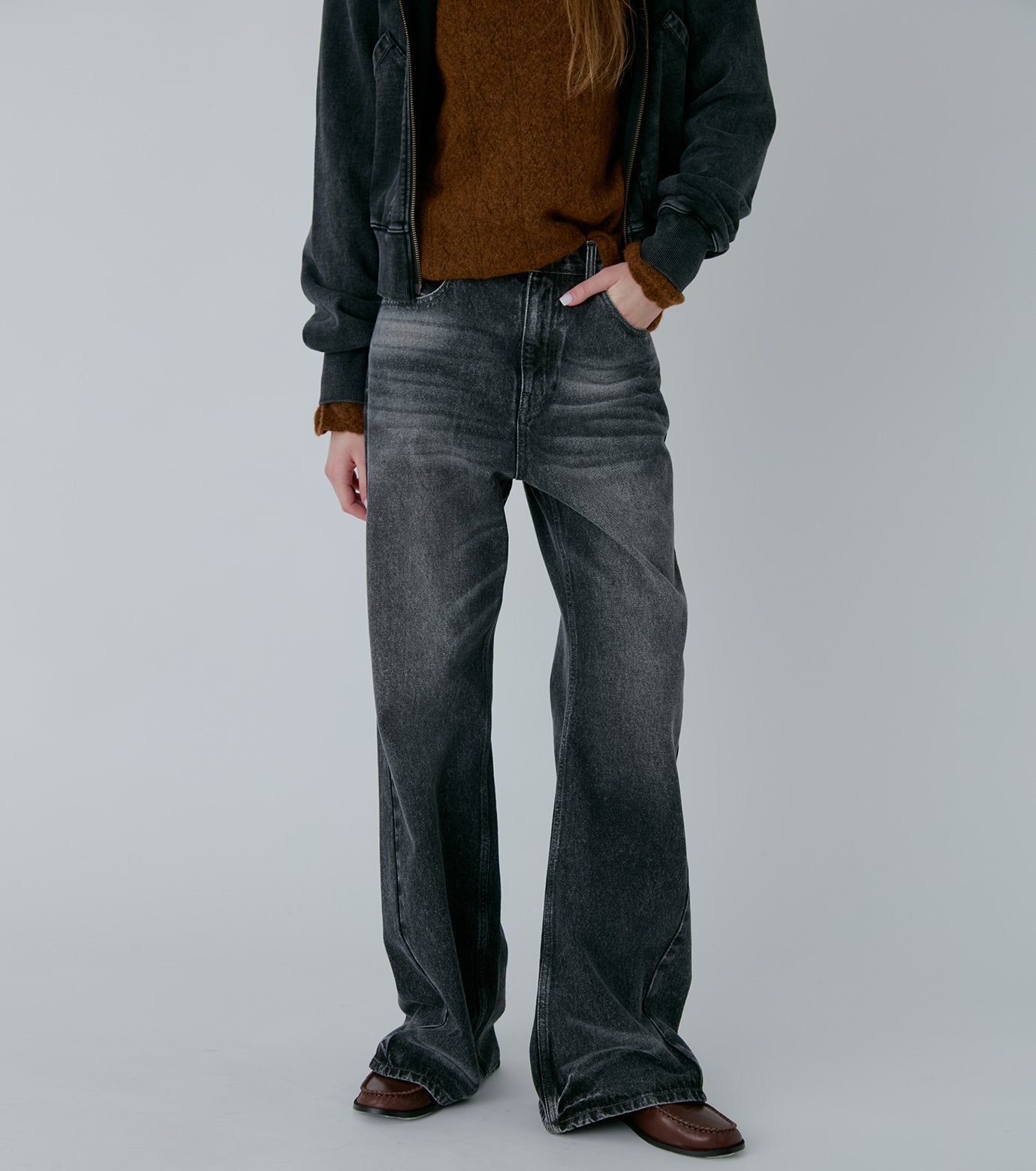 Mid-Rise Bootcut Jeans