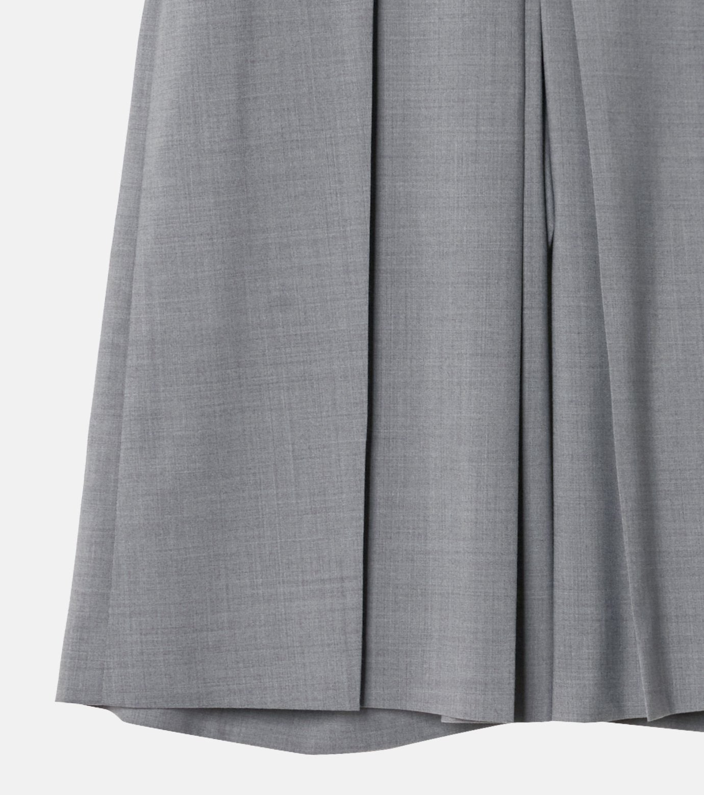 Pleated Half Pants