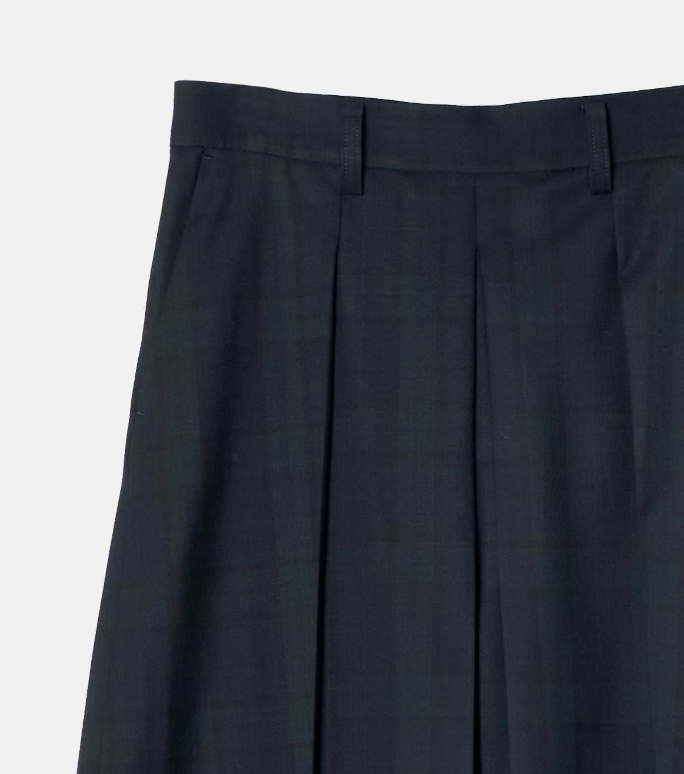Pleated Half Pants