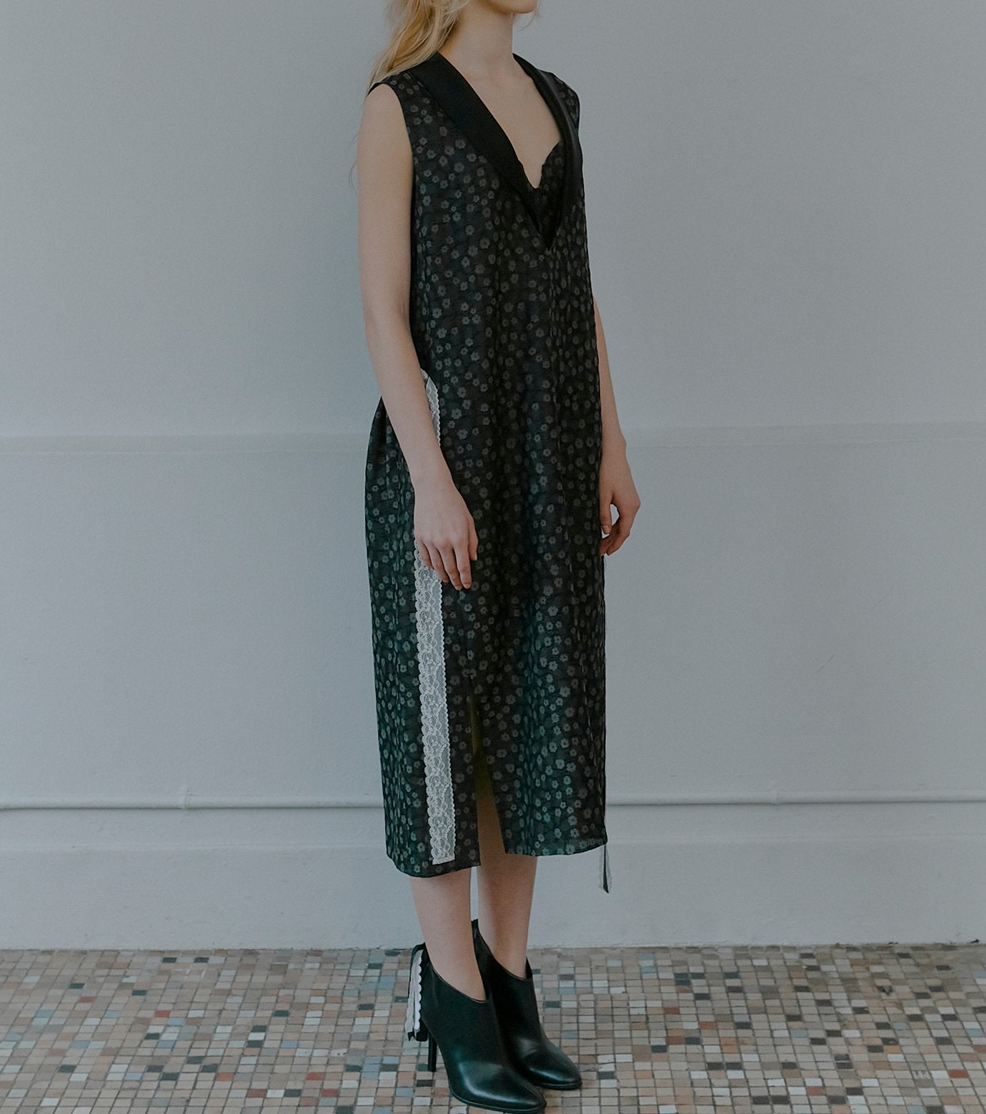 Floral Jacquard Shawl Collar Dress