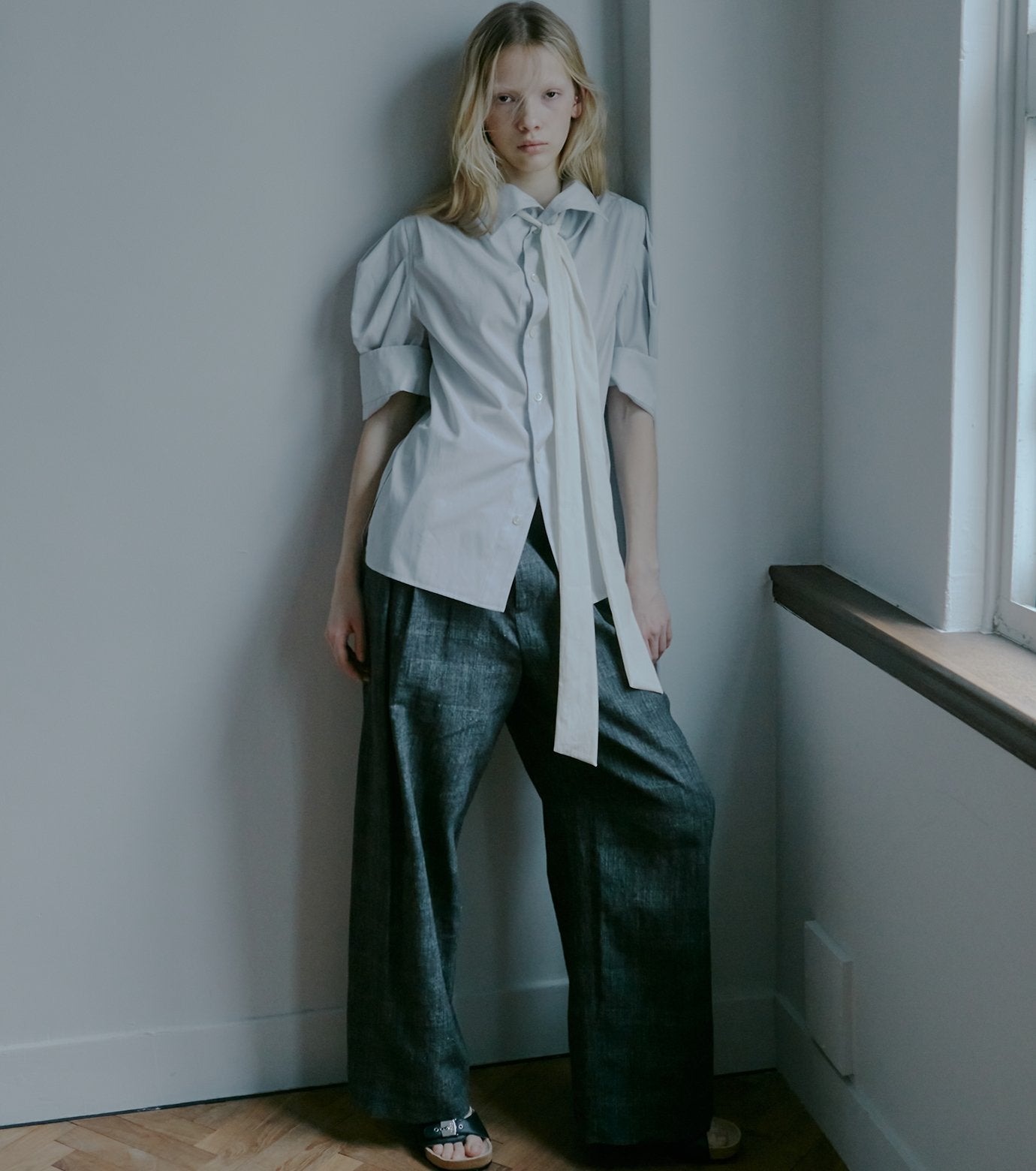 Jacquard Tuck-Detail Trousers