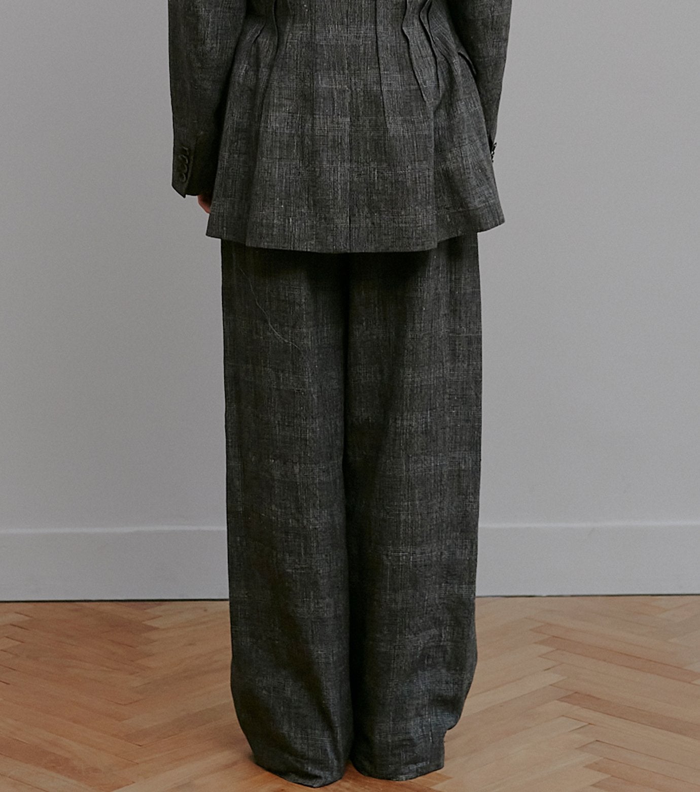 Jacquard Tuck-Detail Trousers