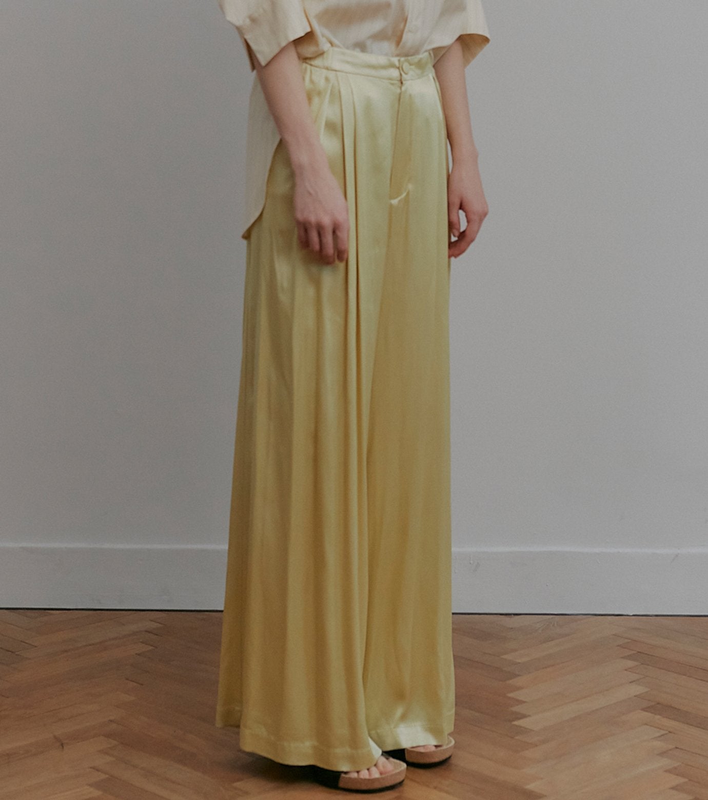 Pigment-Dyed Relaxed Pants