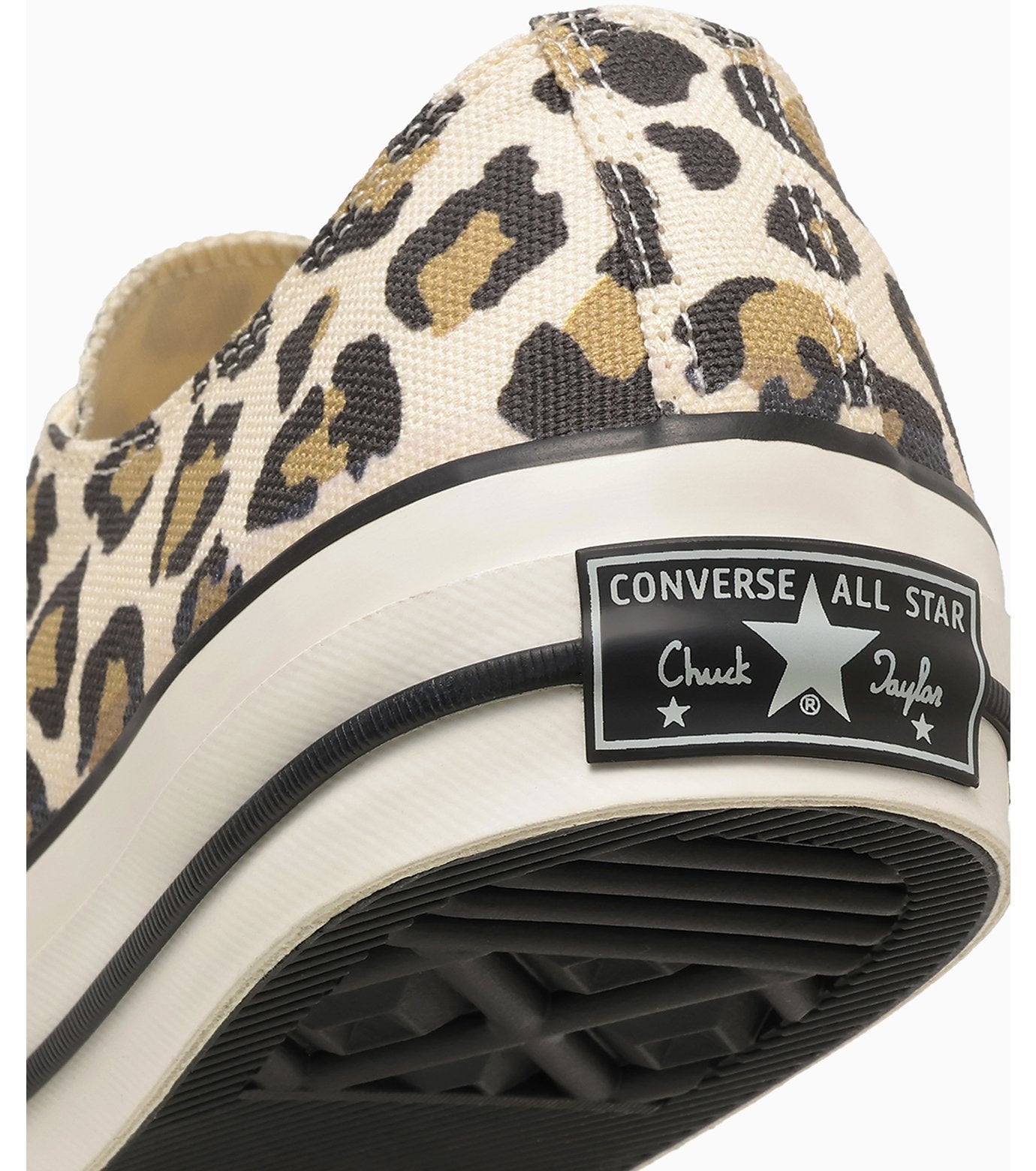 CHUCK TAYLOR MATERIAL OX
