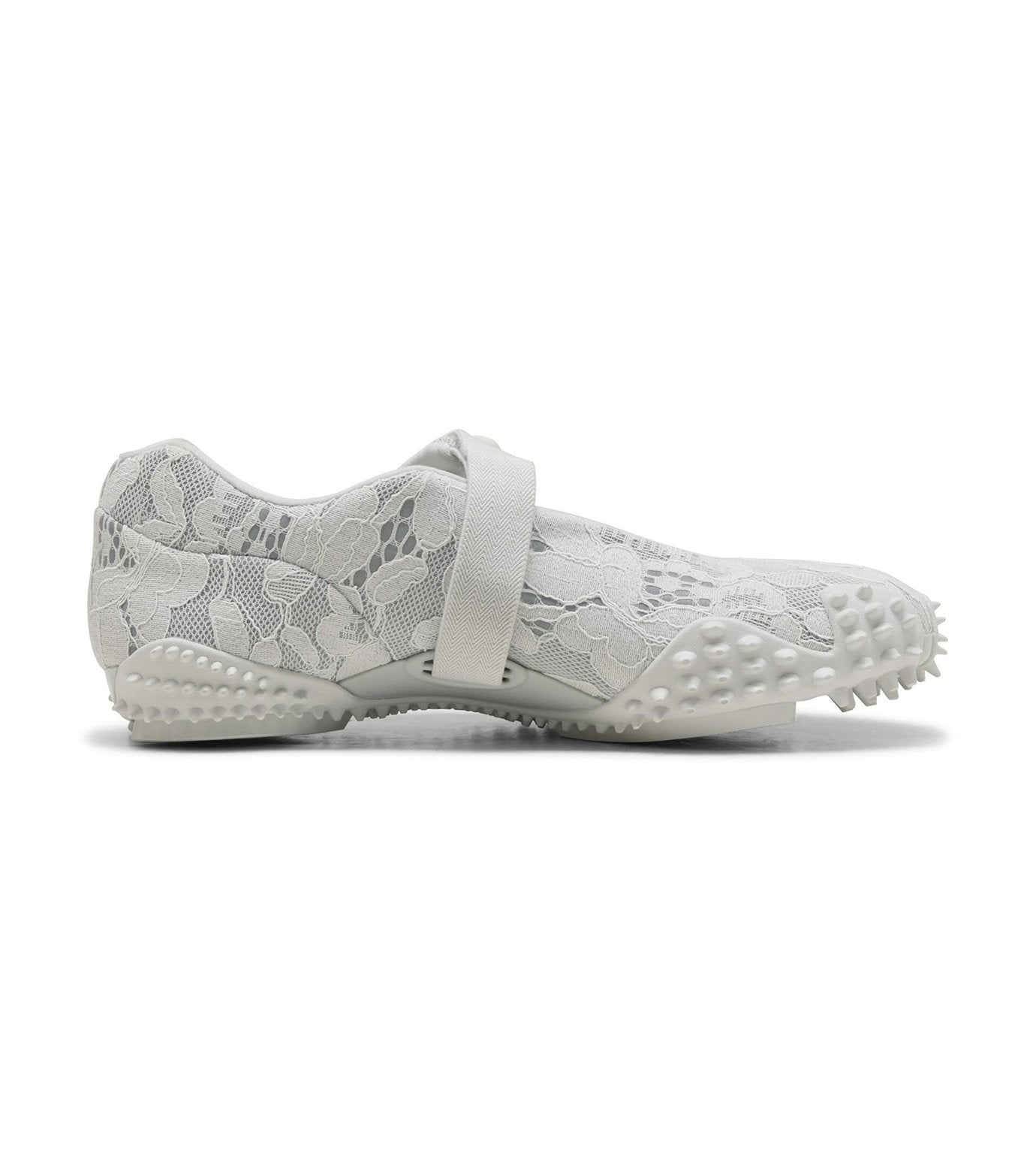 Mostro Fey Lace