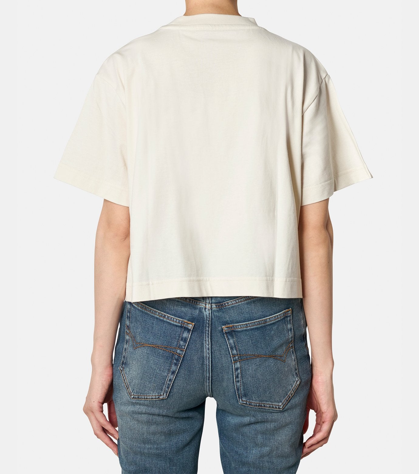 SS CROPPED BOXY GRAPHIC TEE