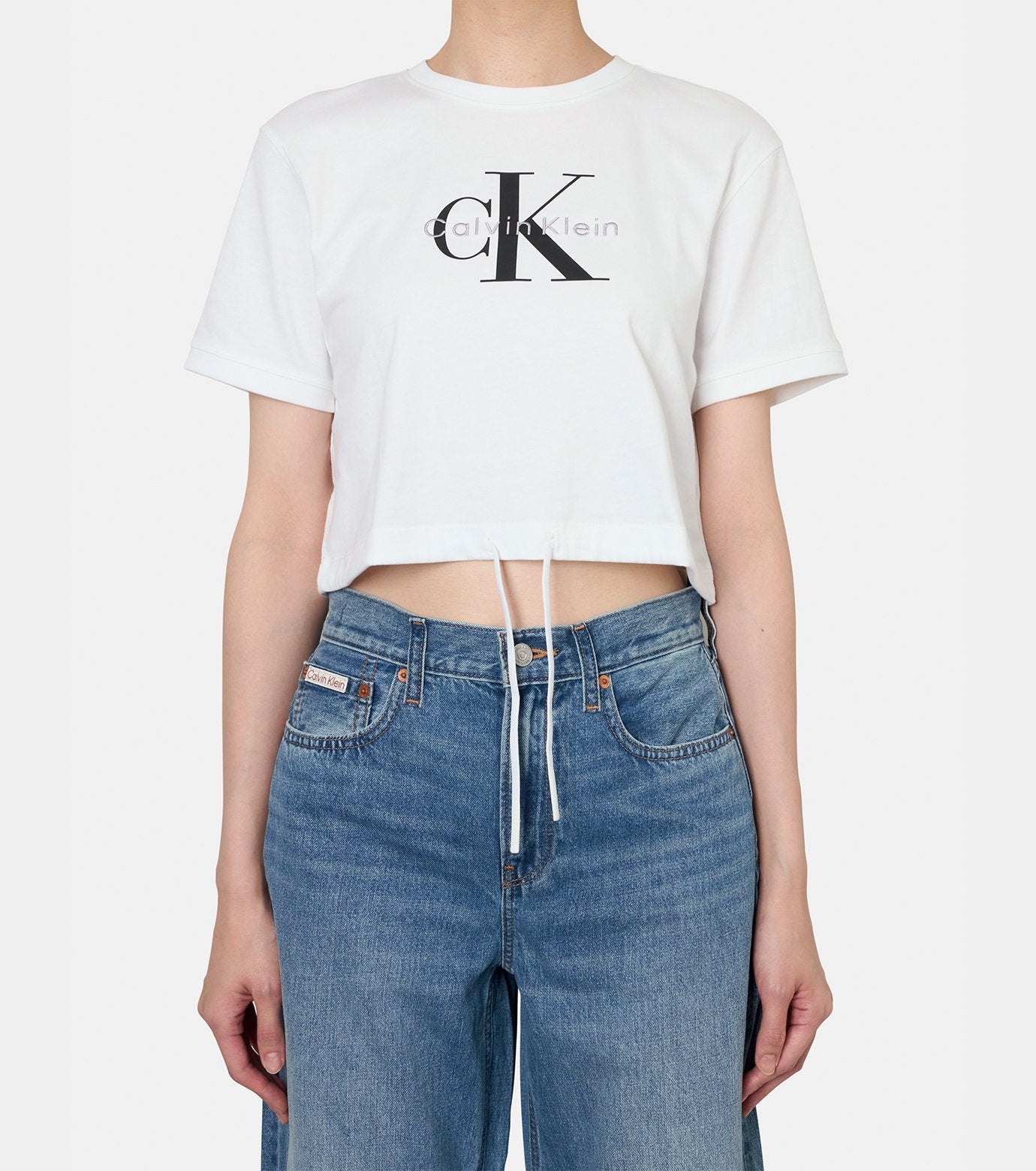 SS MONOLOGO CROPPED TIE TEE