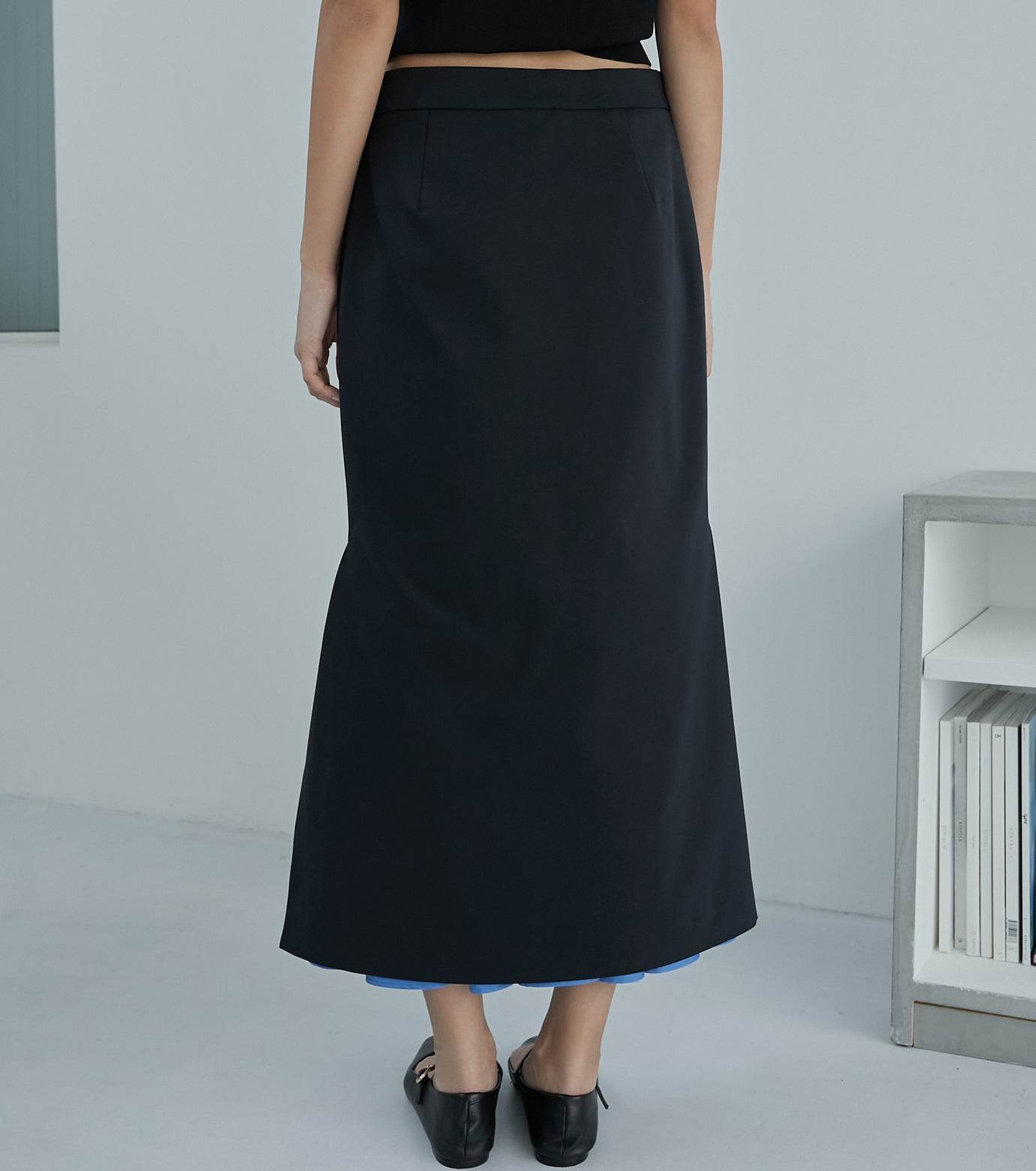 Contrast Hem Tight Skirt