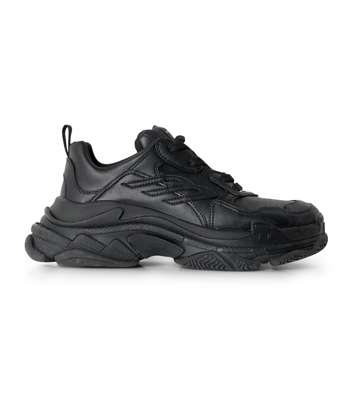 TRIPLE S SNEAKER