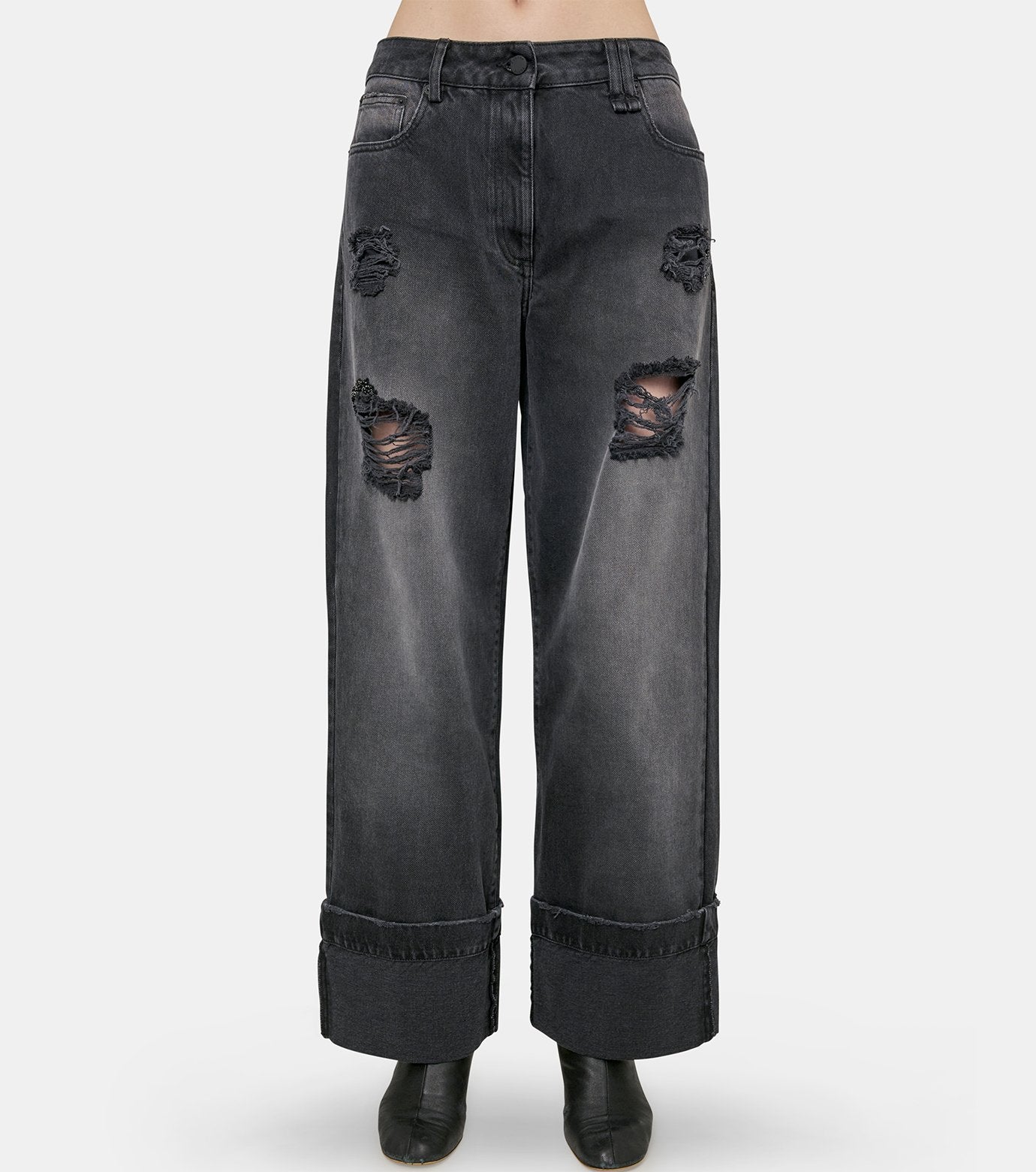Distressed Straight Leg Jeans w/Emb