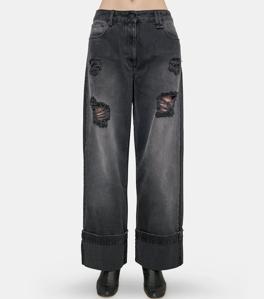 Distressed Straight Leg Jeans w/Emb