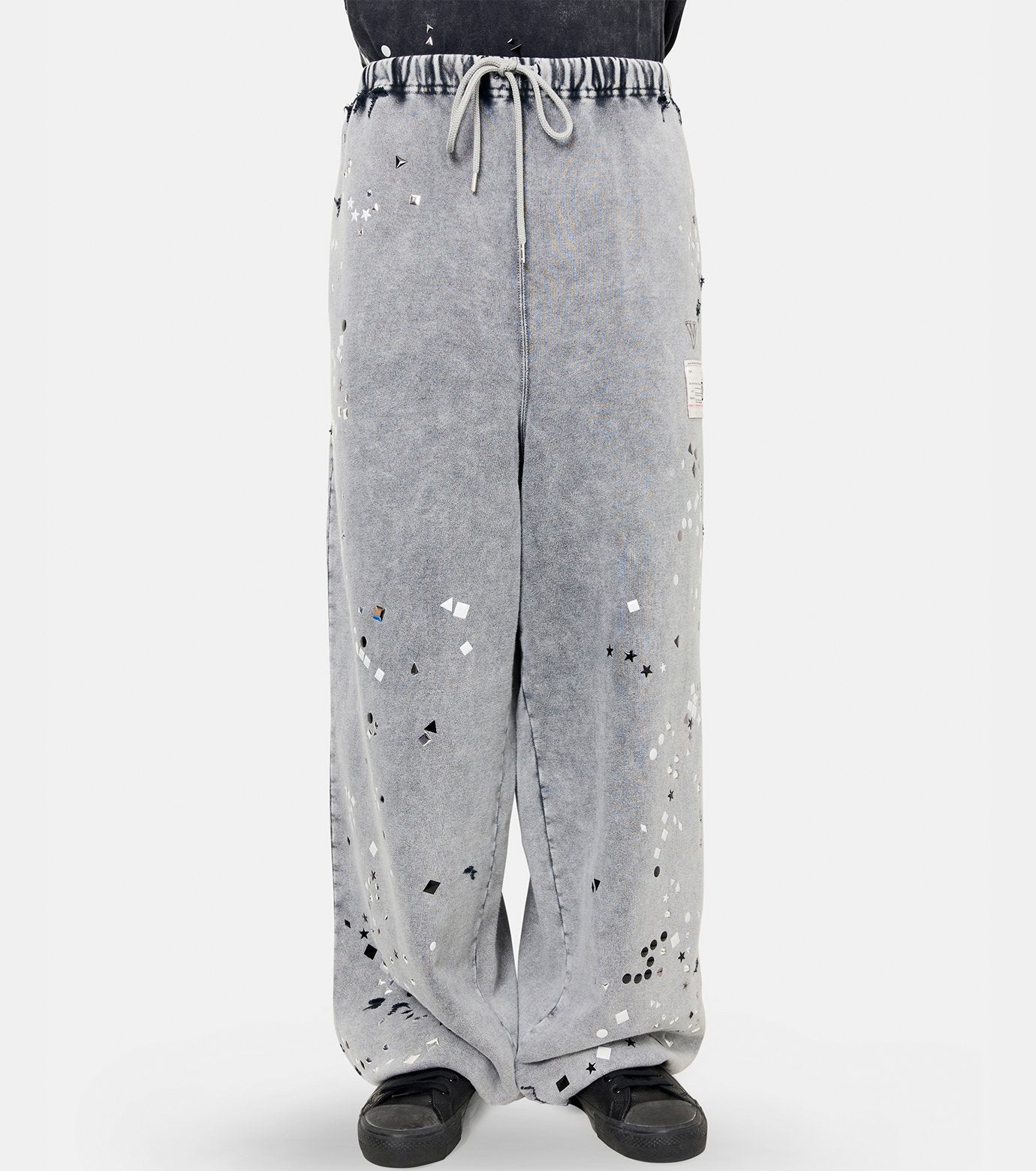 EMBELLISHED BLEACHED PANTS