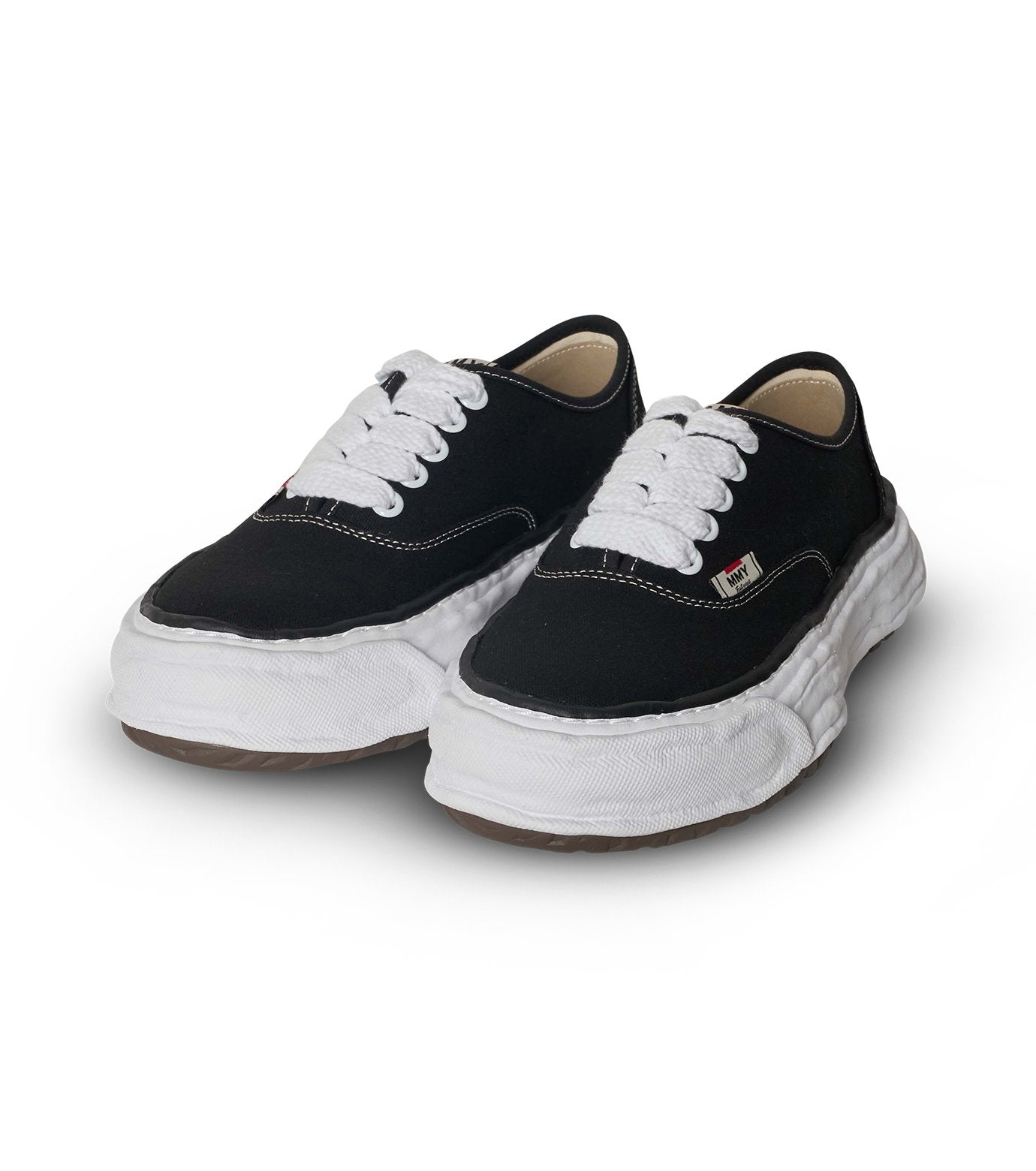 BAKER26 canvas sneak