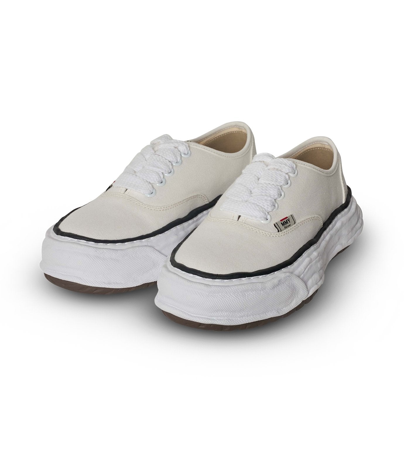 BAKER26 canvas sneak
