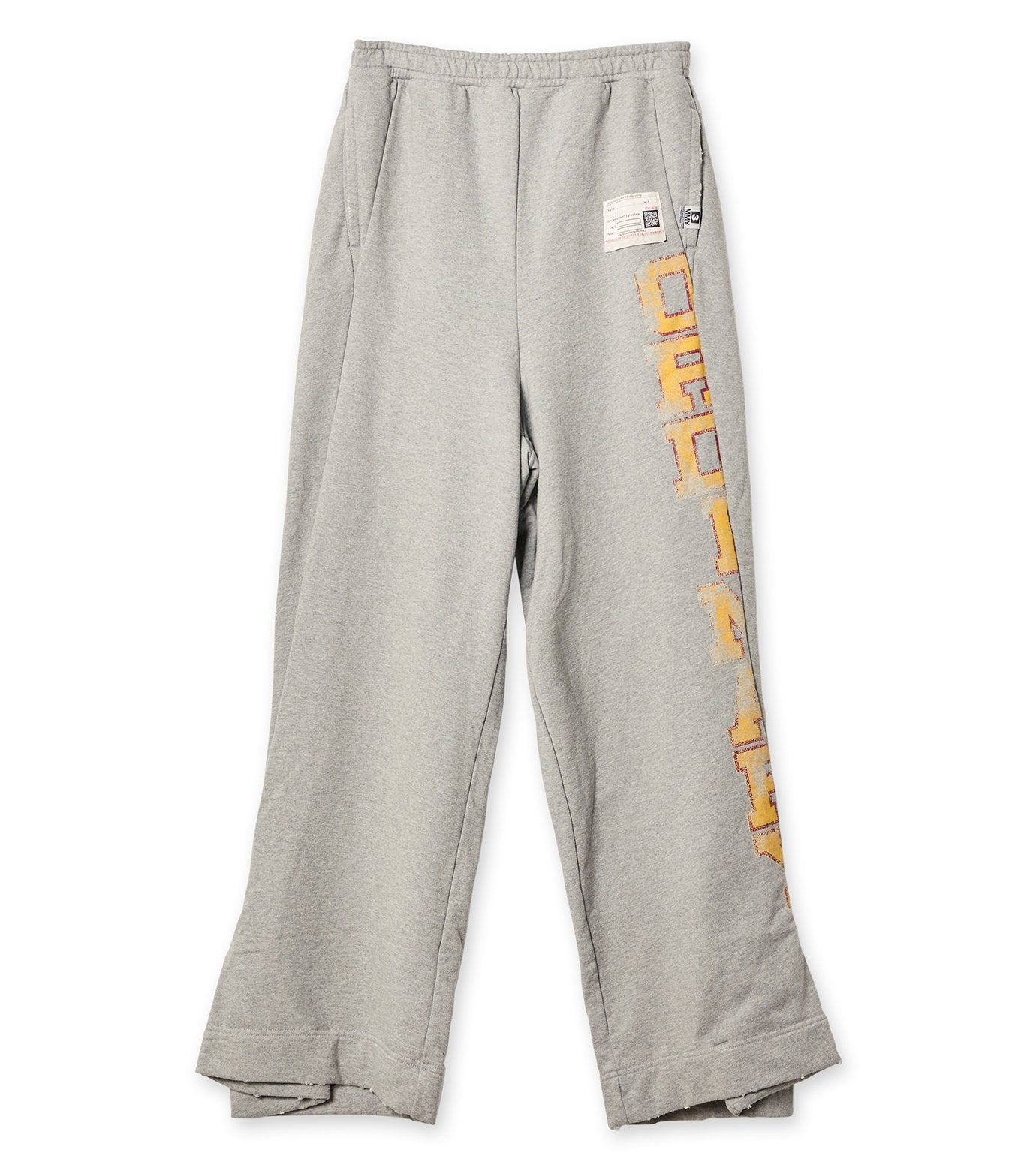 COLLAGE PRINT RESIZED PANTS