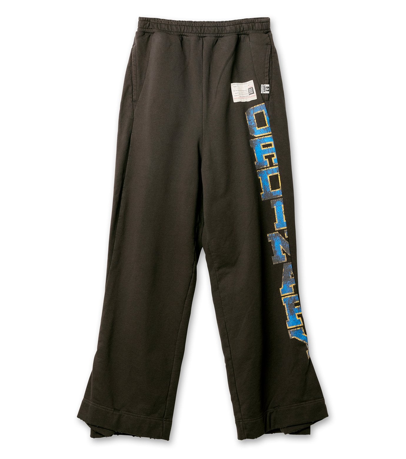 COLLAGE PRINT RESIZED PANTS