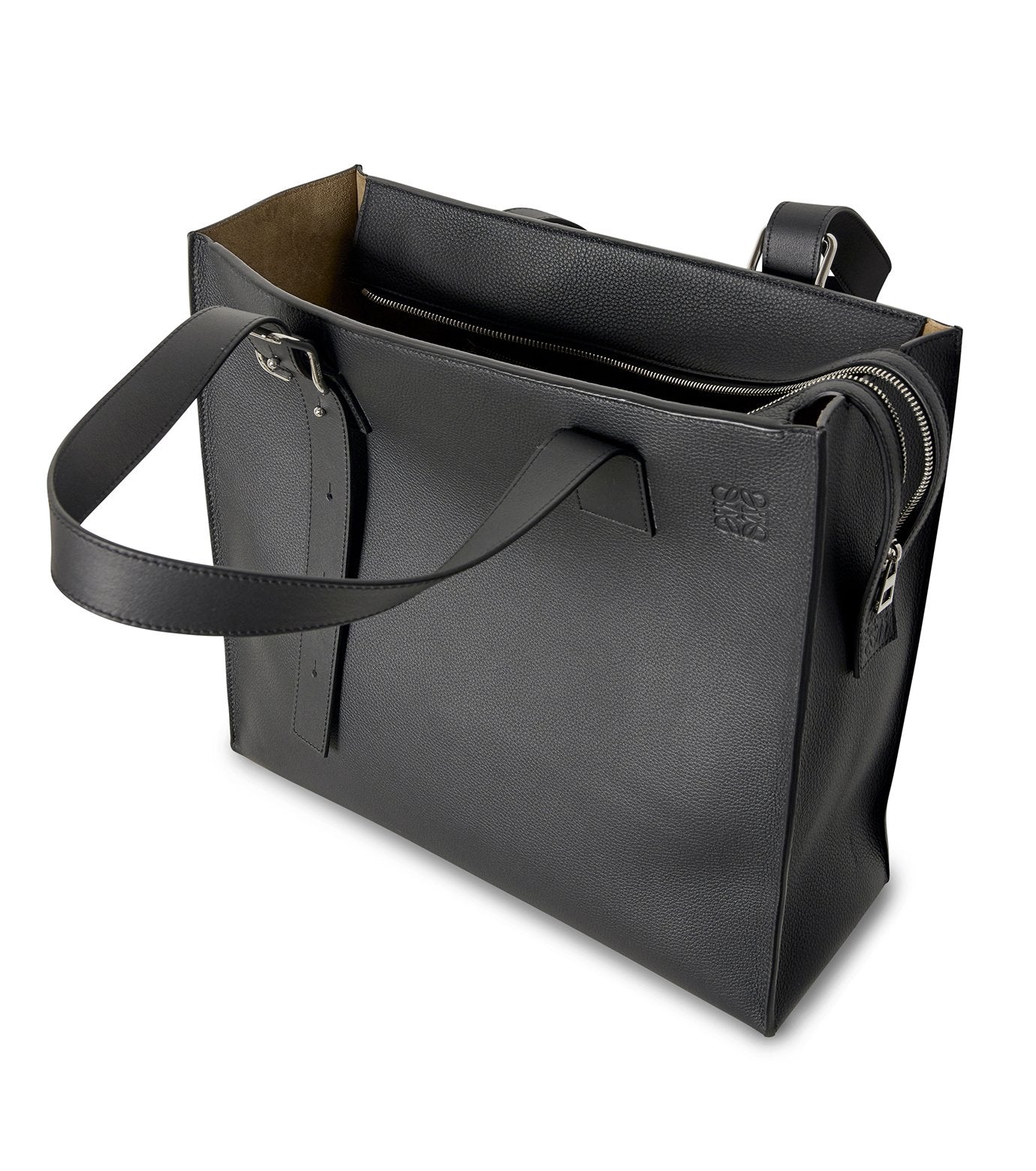 BUCKLE ZIP TOTE