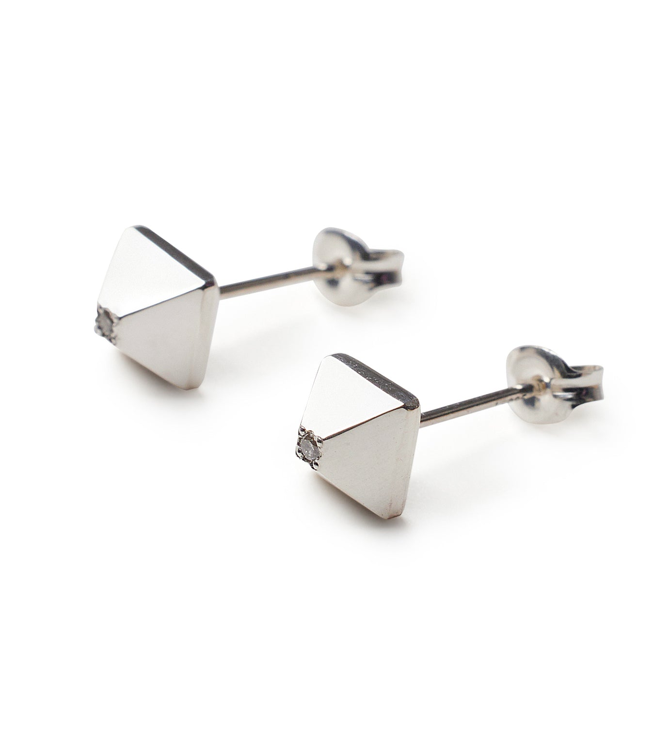 Studs Earrings (Diamond)