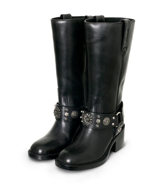 Dakota Boots