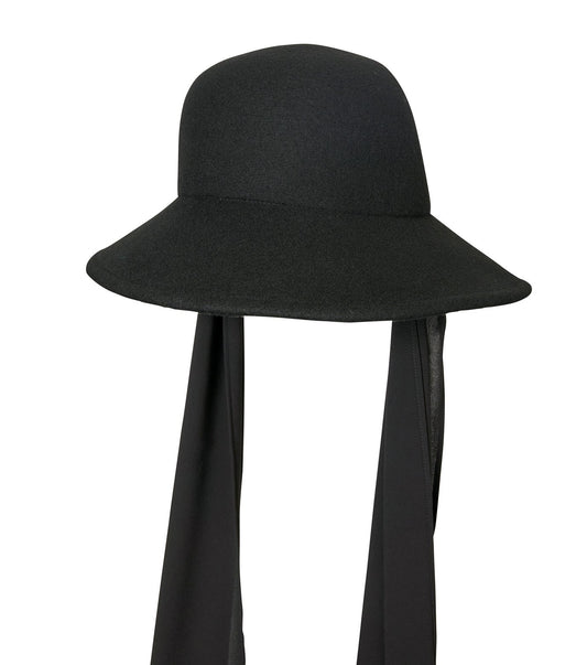 Hat w/Crepe Scarves