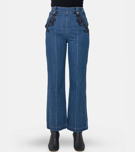 High-Waisted Jeans