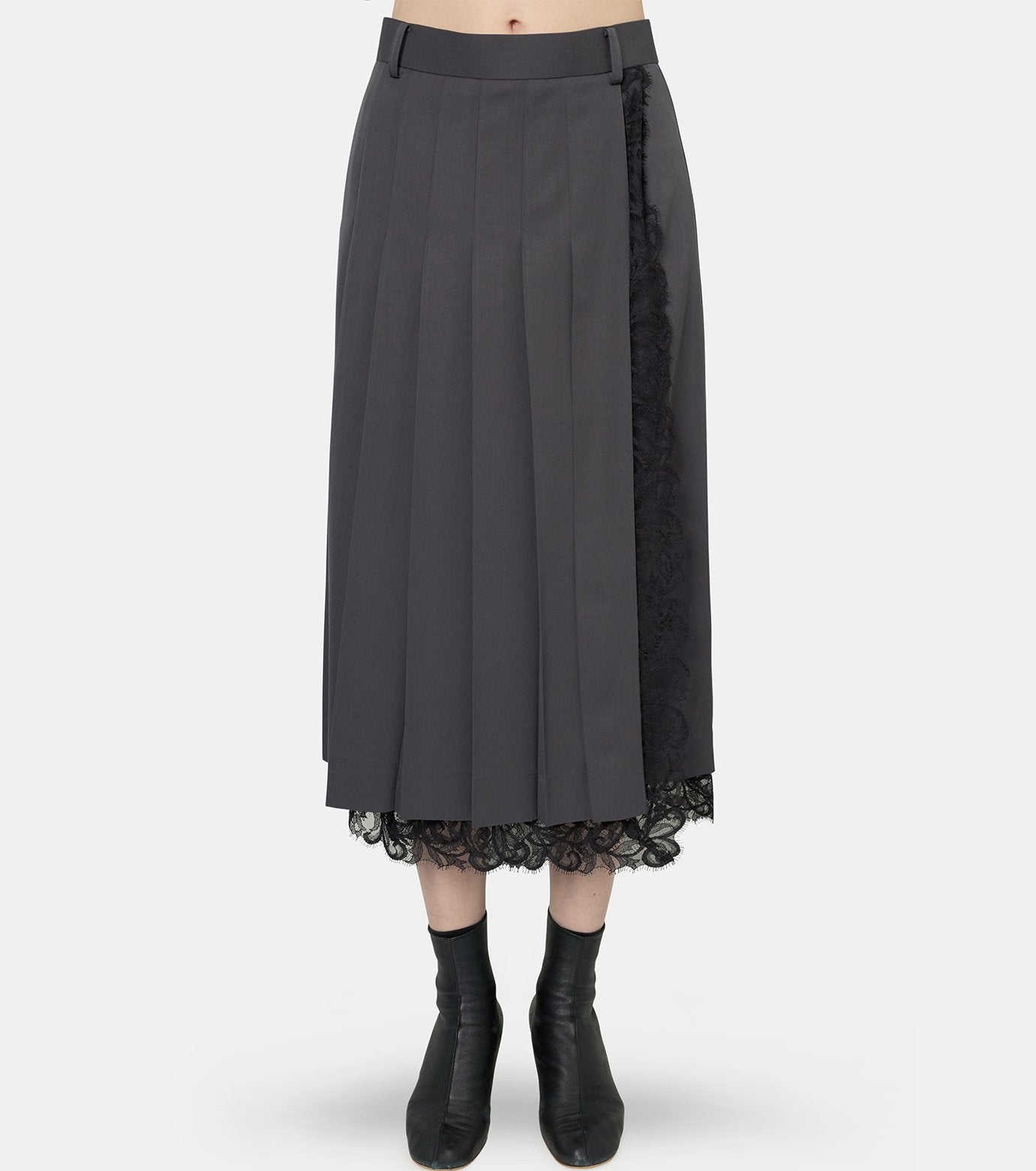 Fine Wool Pleated Skirt w/Lace