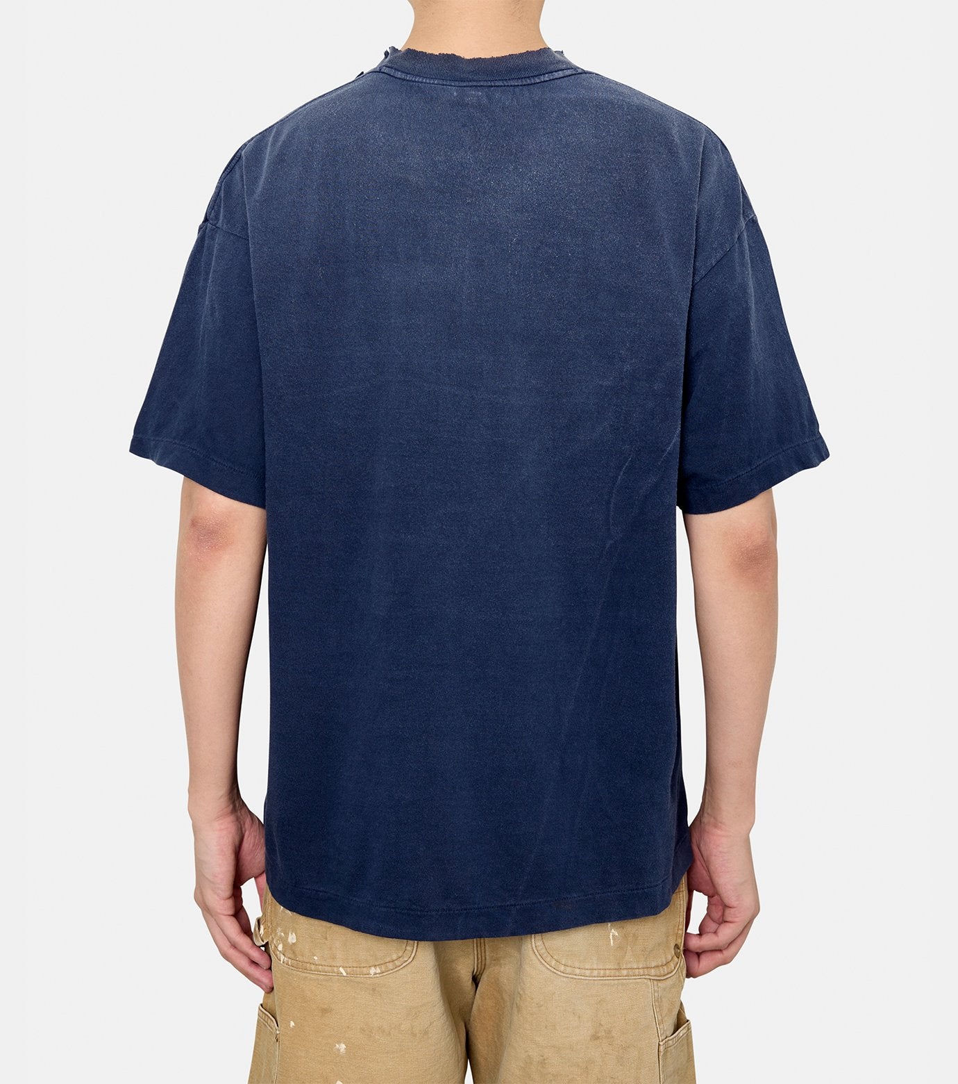 STHD . SS TEE SAINT NBHD