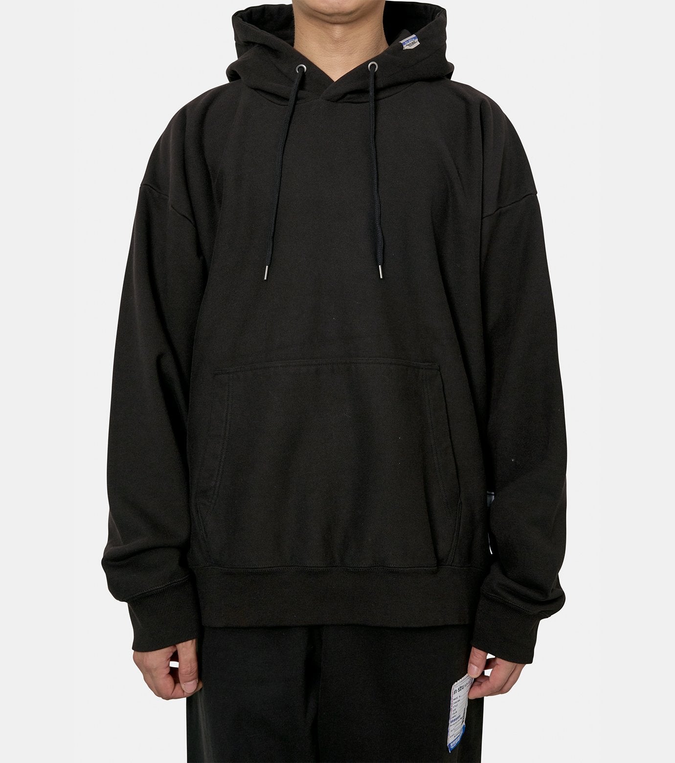 HOODED PULLOVER