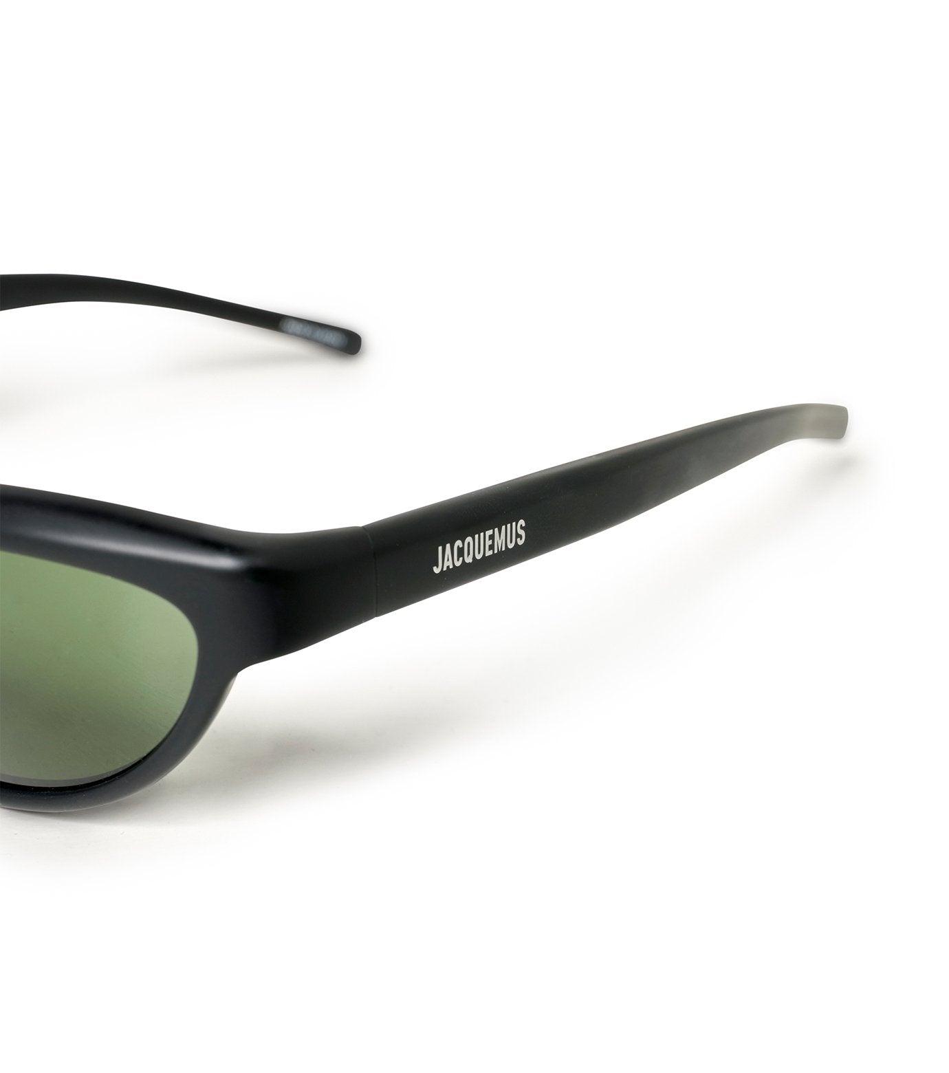 LES LUNETTES CURVO