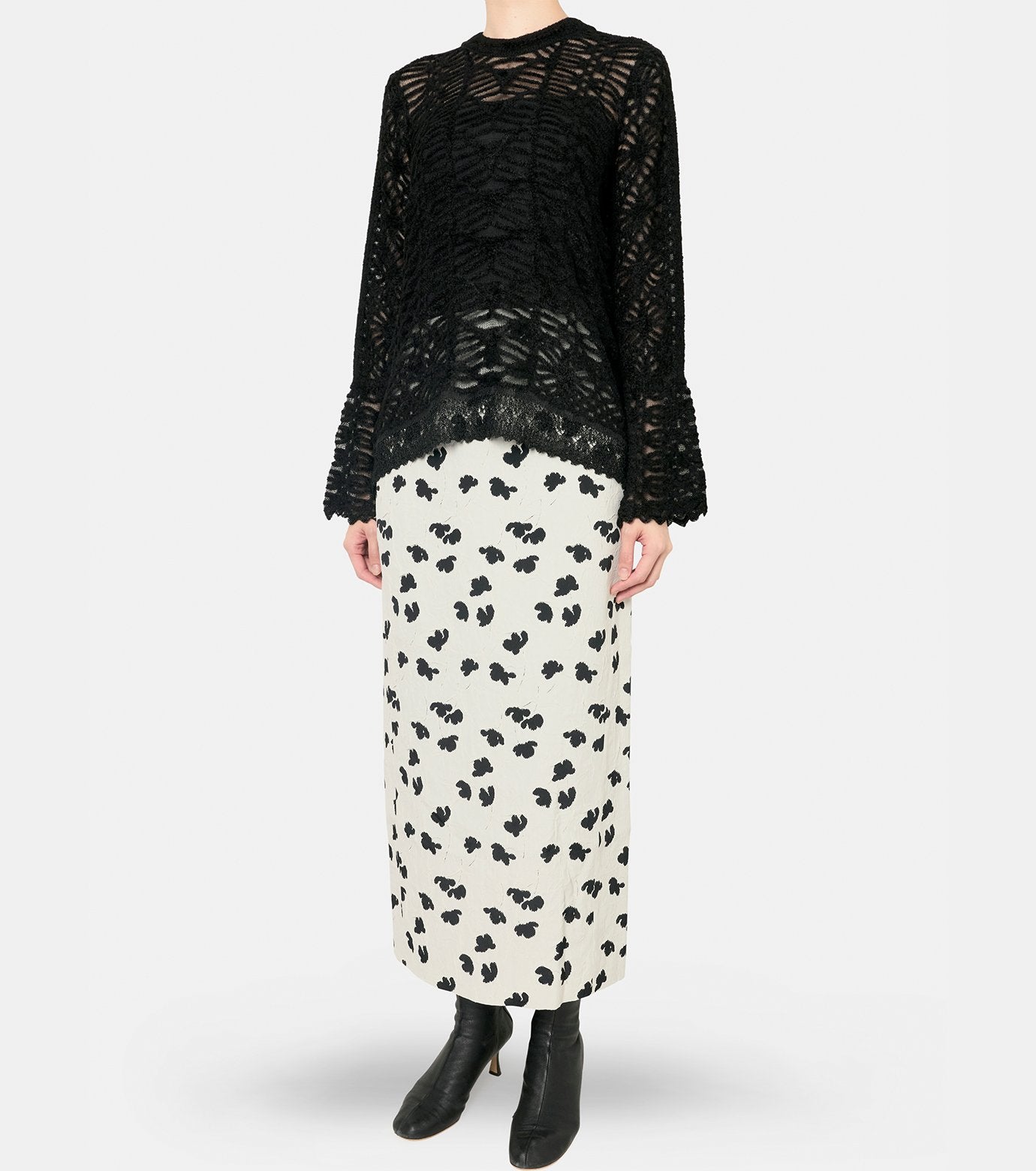 Sheer Jqd Mole Knit Top