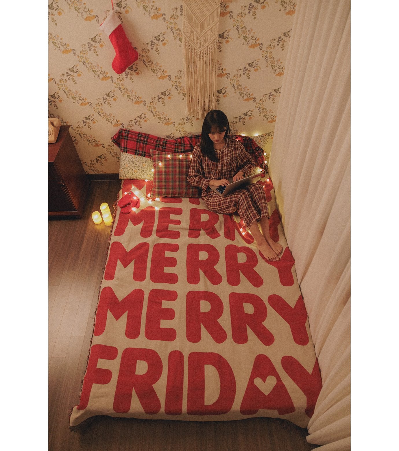 Merry New Red Large