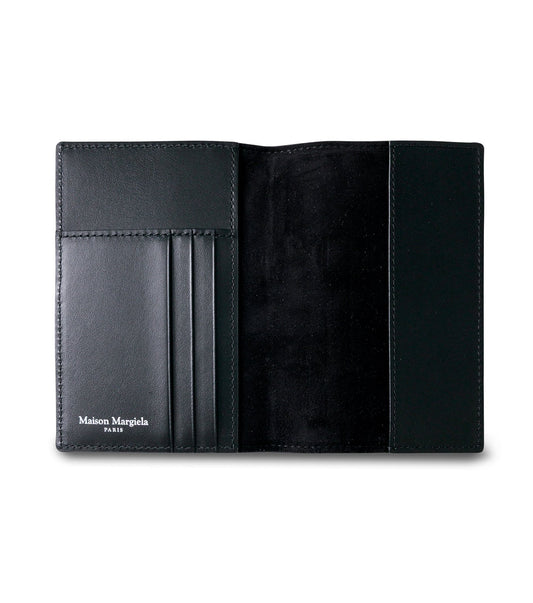 PASSEPORT HOLDER