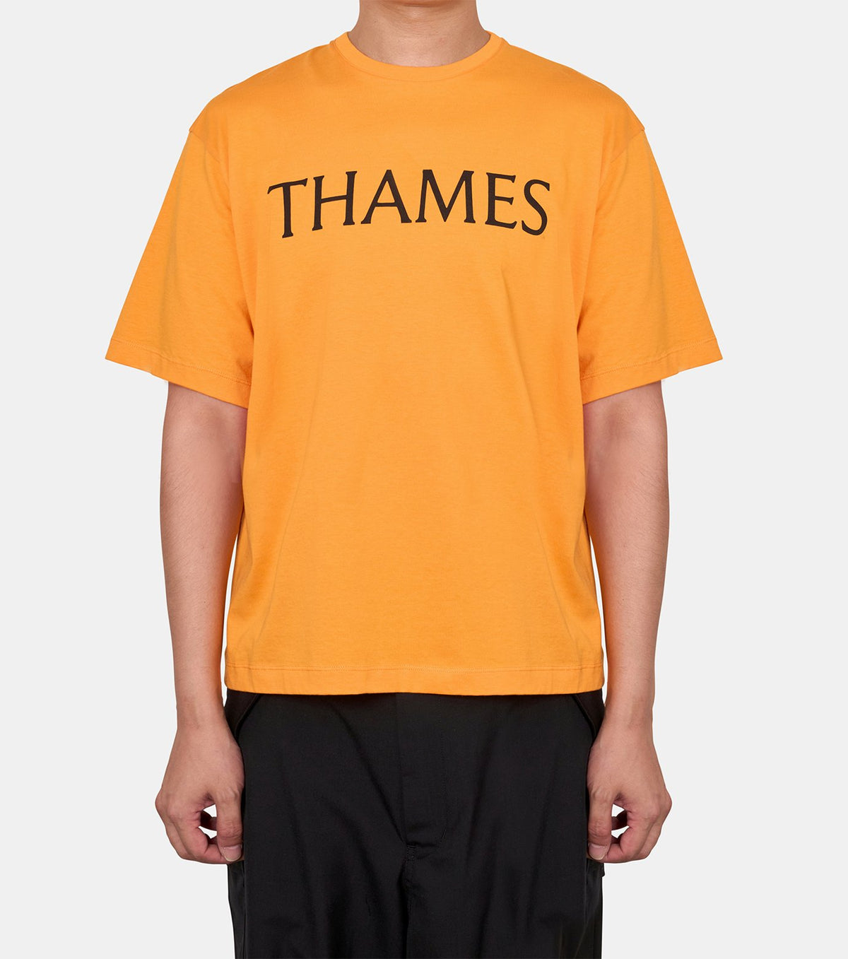 LETTERS TEE AMBER