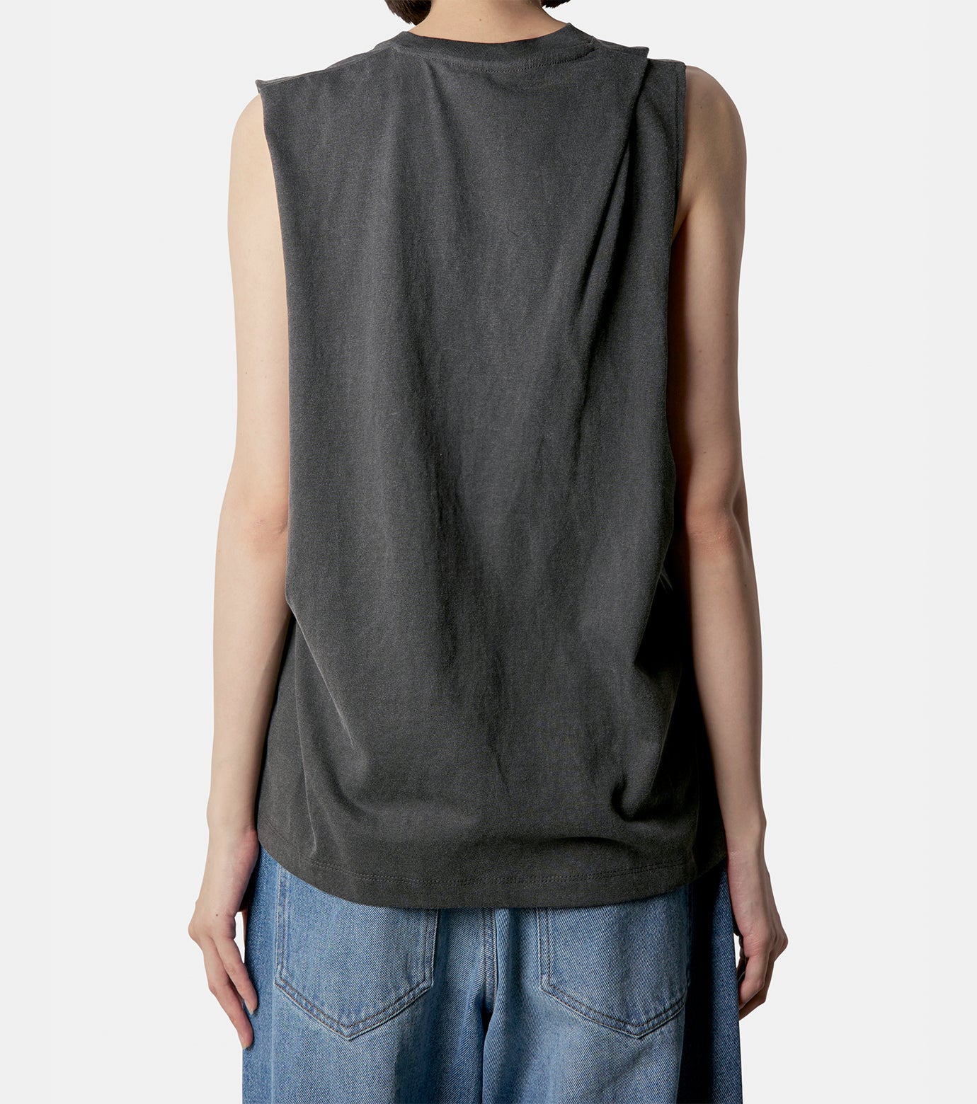 Graphic Sleeveless T-shirt