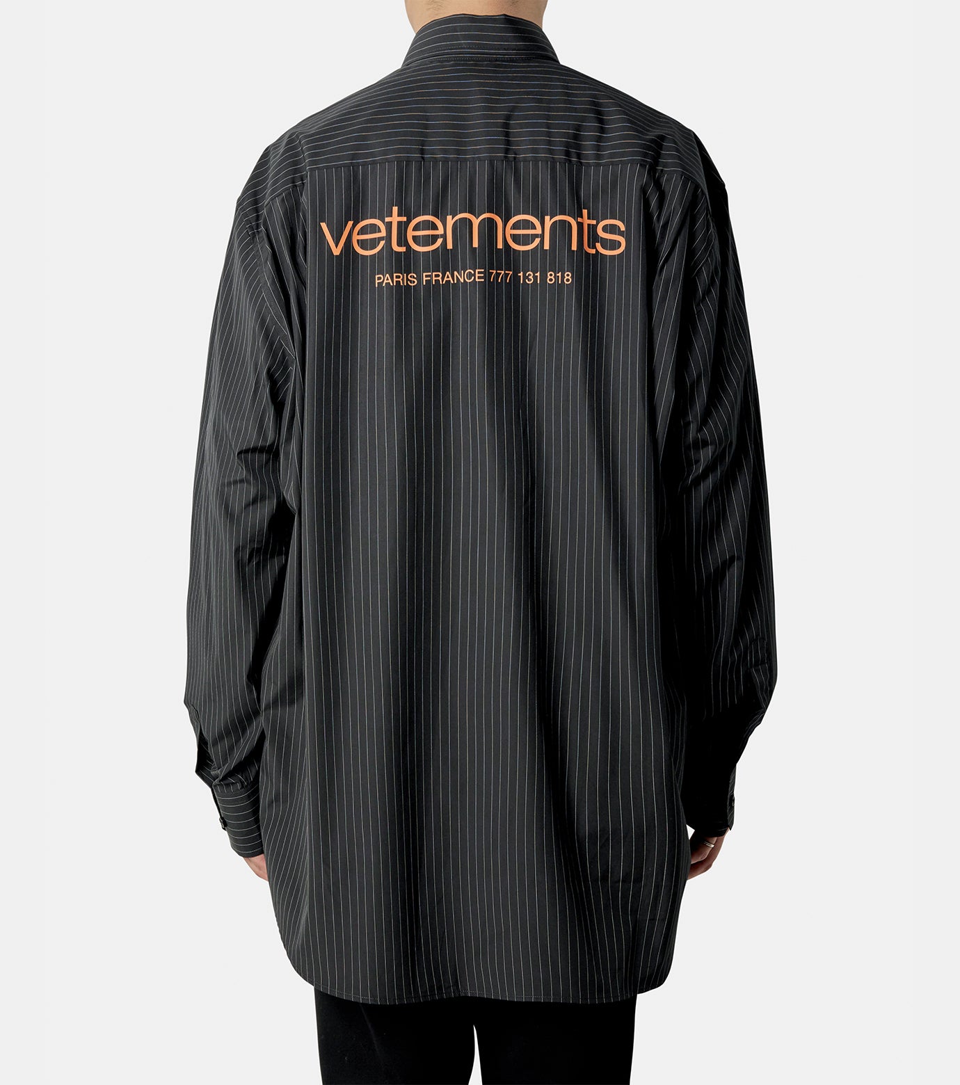URBAN LOGO SHIRT