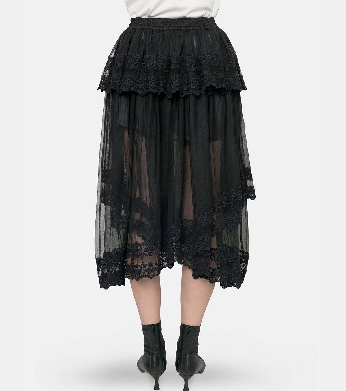 Dentelle Tape Tulle Skirt
