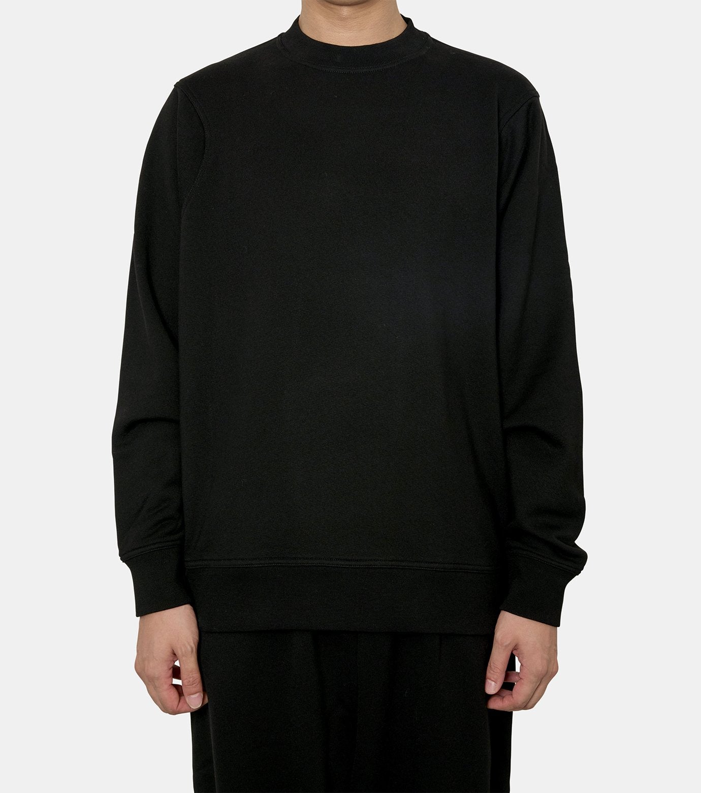 crewneck sweat shirt