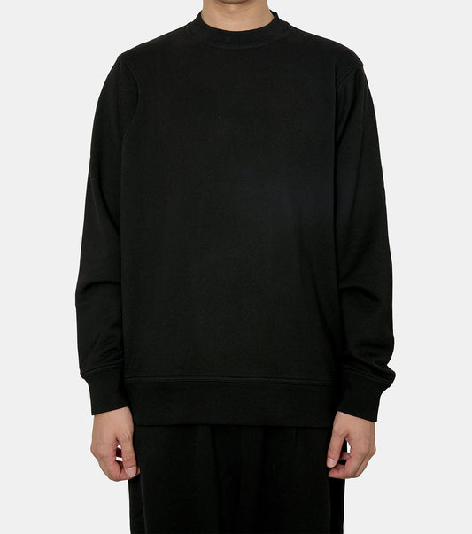 crewneck sweat shirt