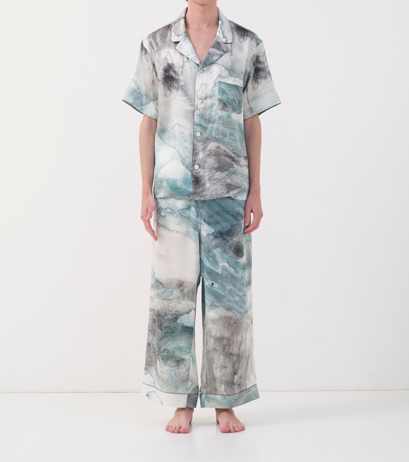 Lautashi×Foo Tokyo Half-Sleeve Silk Pajamas Green