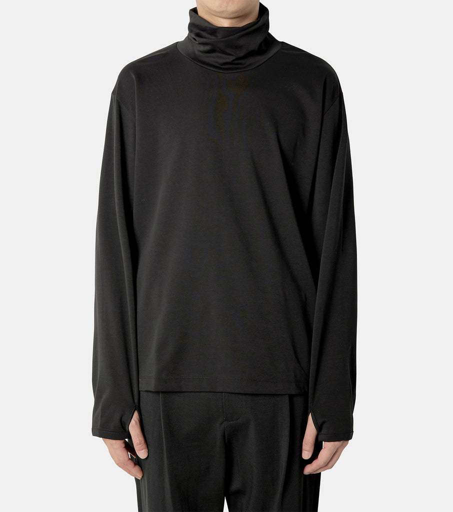 HIGH NECK LONG SLEEVE T-SHIRT