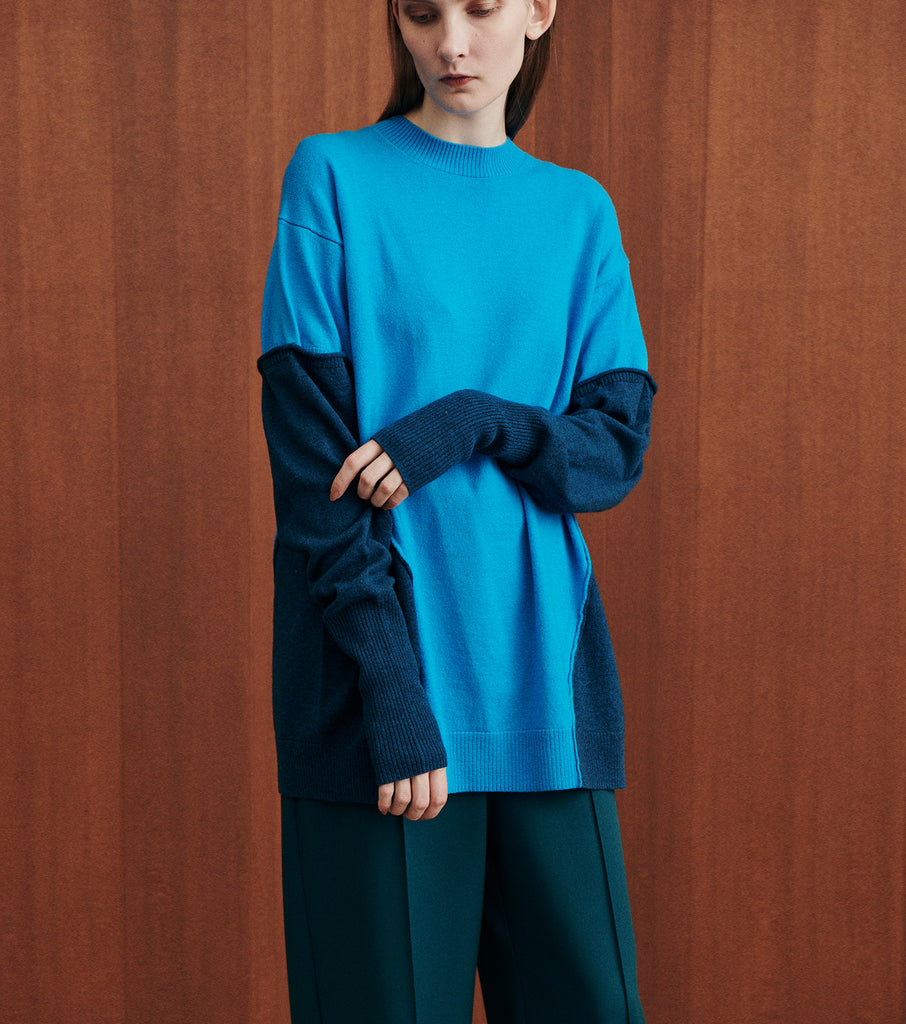 Contrust Color Knit Top